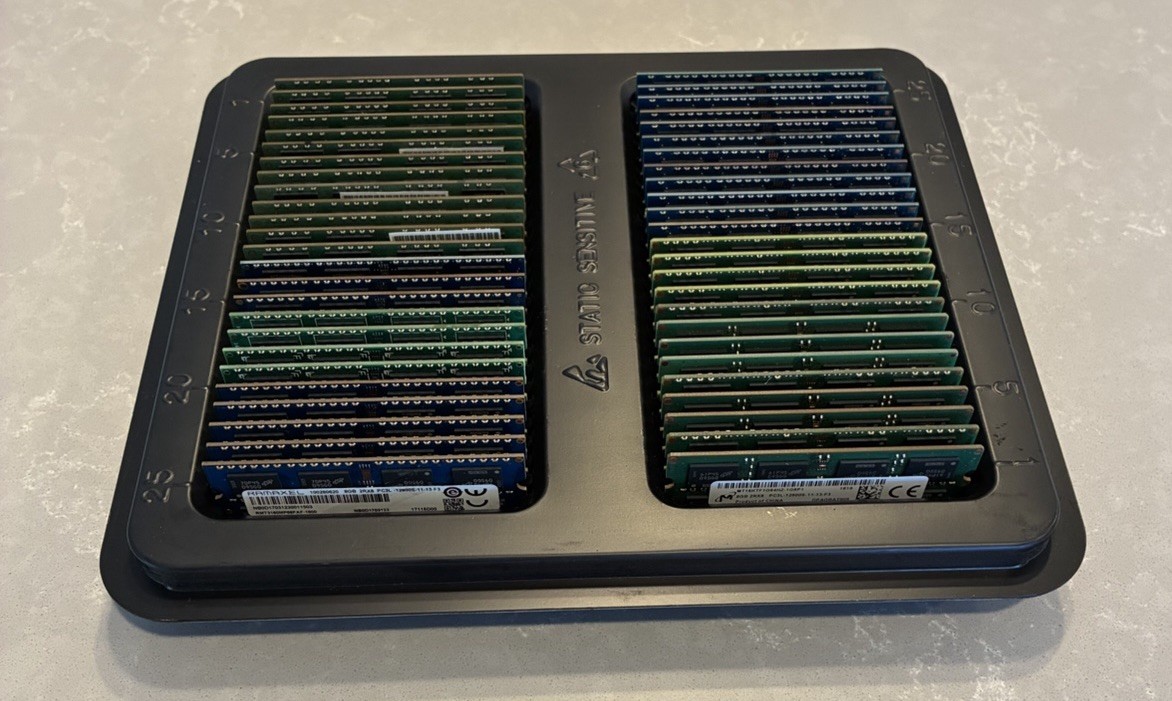LOT OF 50 MIXED BRAND 8GB DDR3L-1600 PC3L-12800 SO-DIMM Laptop Memory Modules