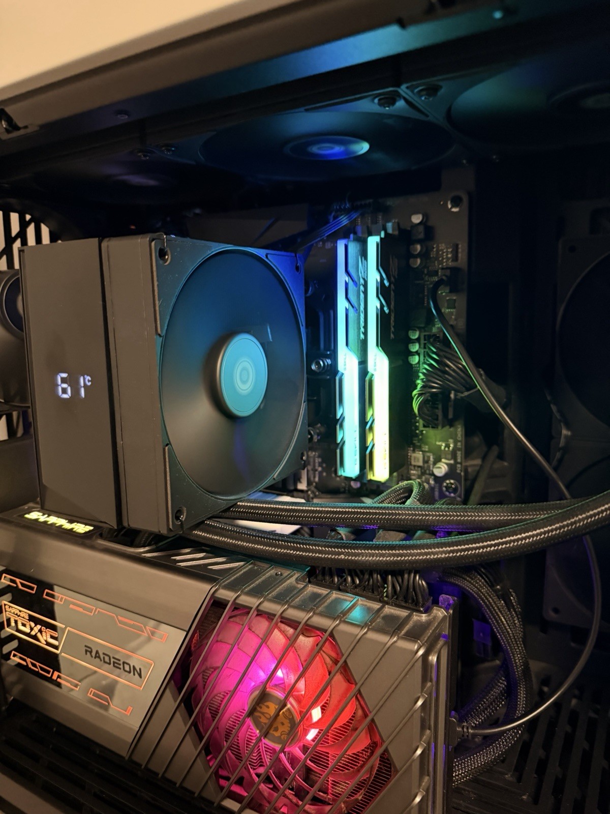 Mb cpu ram psu comboRyzen 9 5900X 32GB Trident z 3000mhz cl16 corsair cx650m psu