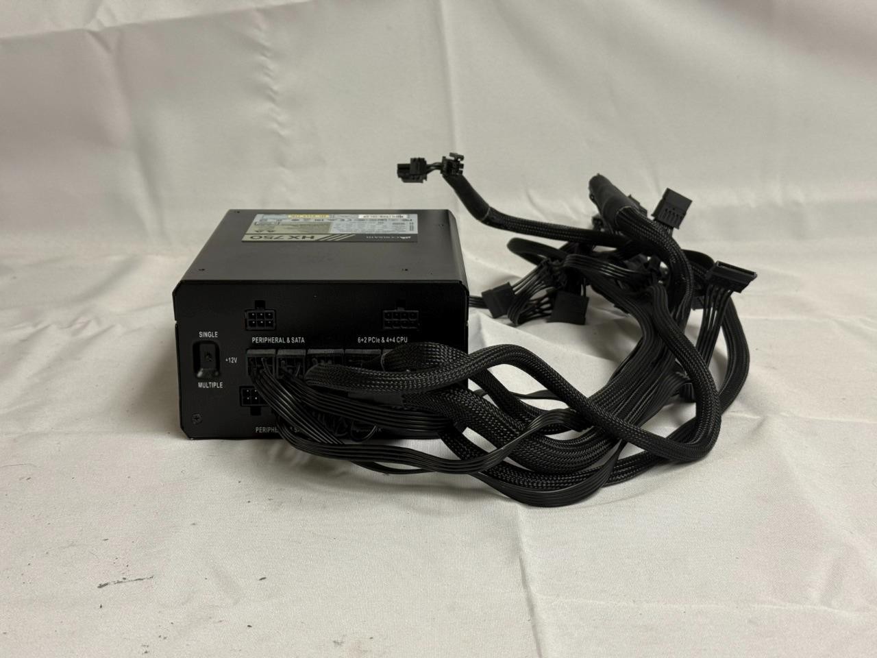 Corsair HX750 750Watts 80 Plus Platinum AC Power Supply | RPS0074 | CP-9020137