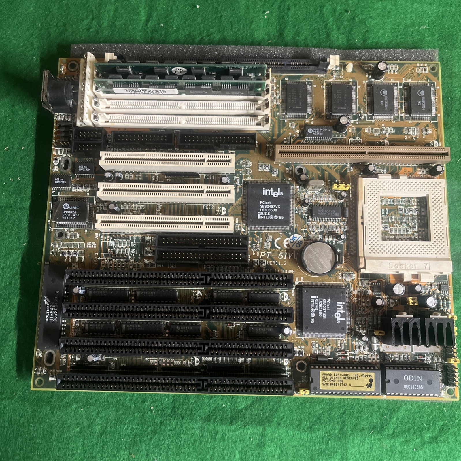 Azza PT-5IV VER 1.2 Socket 7 Motherboard Intel 430VX Pentium PCI ISA Award BIOS