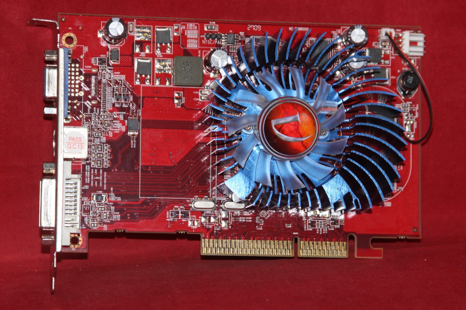 Visiontek ATI Radeon HD 3650, 1GB, AGP Graphics Card (36501GBAGP, VT-400518SM)