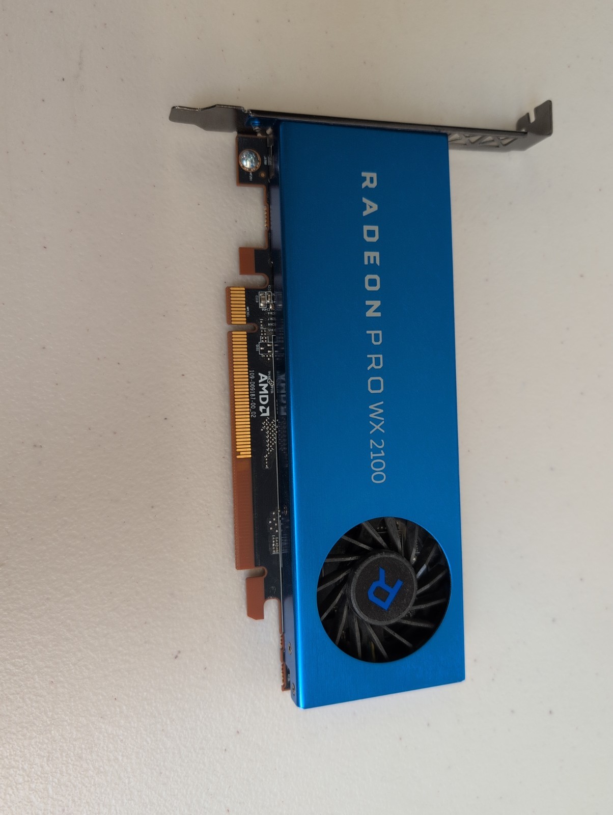 AMD Radeon Pro WX2100 2GB GDDR5 PCIe Workstation Graphics Card Low Profile