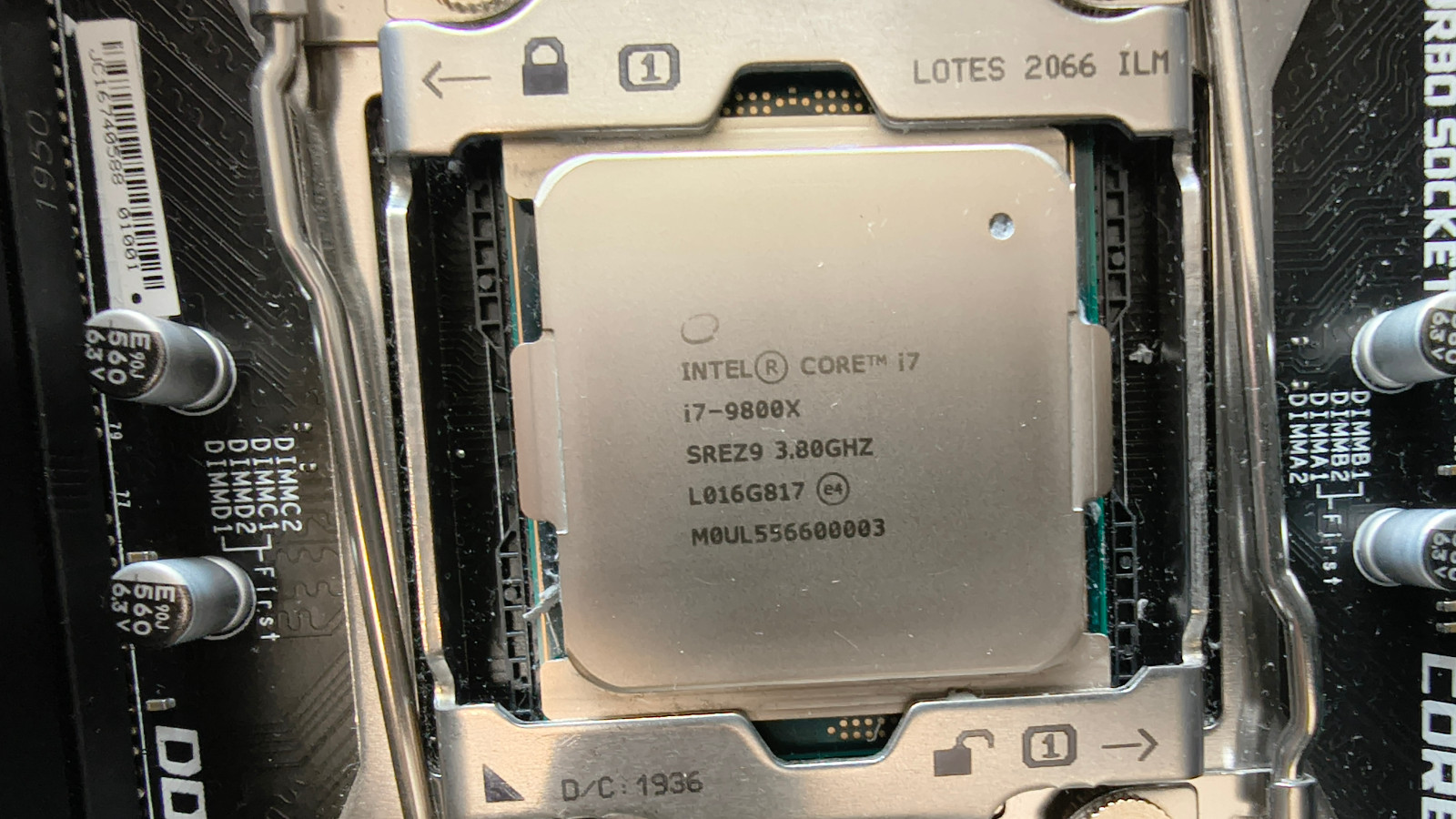 MSI X299 PRO+i7 9800x CPU and Corsair Vengeance 64GB DDR4 3000 kit
