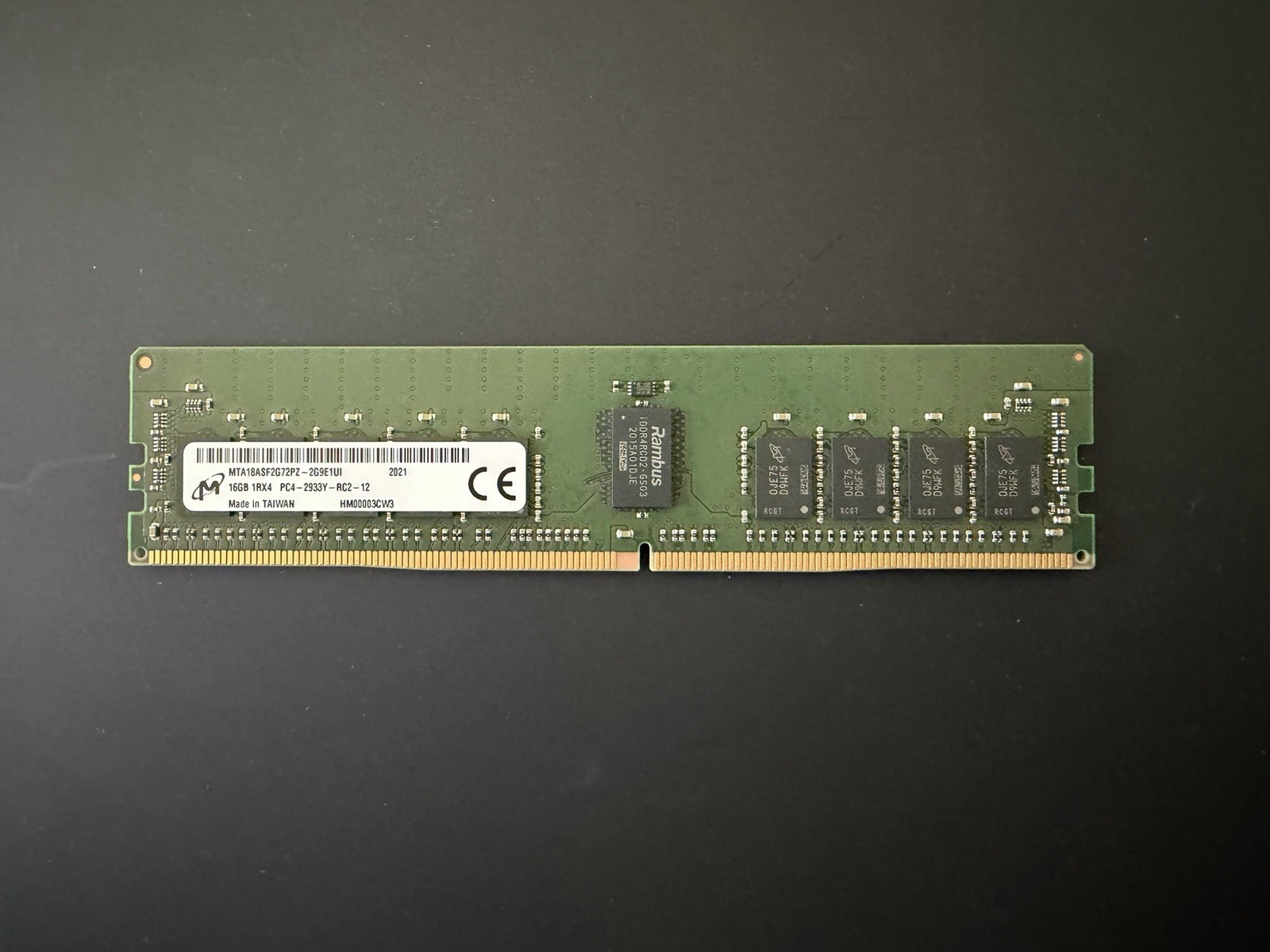 Micron 16GB DDR4-2933 PC4-2933Y ECC Registered 288-Pin DIMM MTA18ASF2G72PZ-2G9E1
