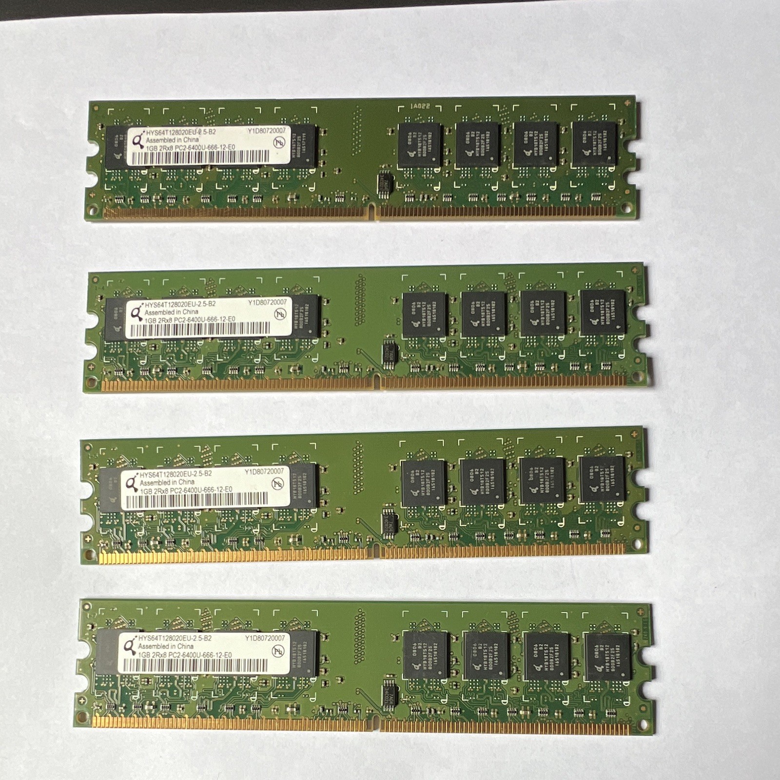 Qimonda 4GB (3x1GB) DDR2 DIMM 240-Pin PC2-6400U RAM HYS64T128020EU