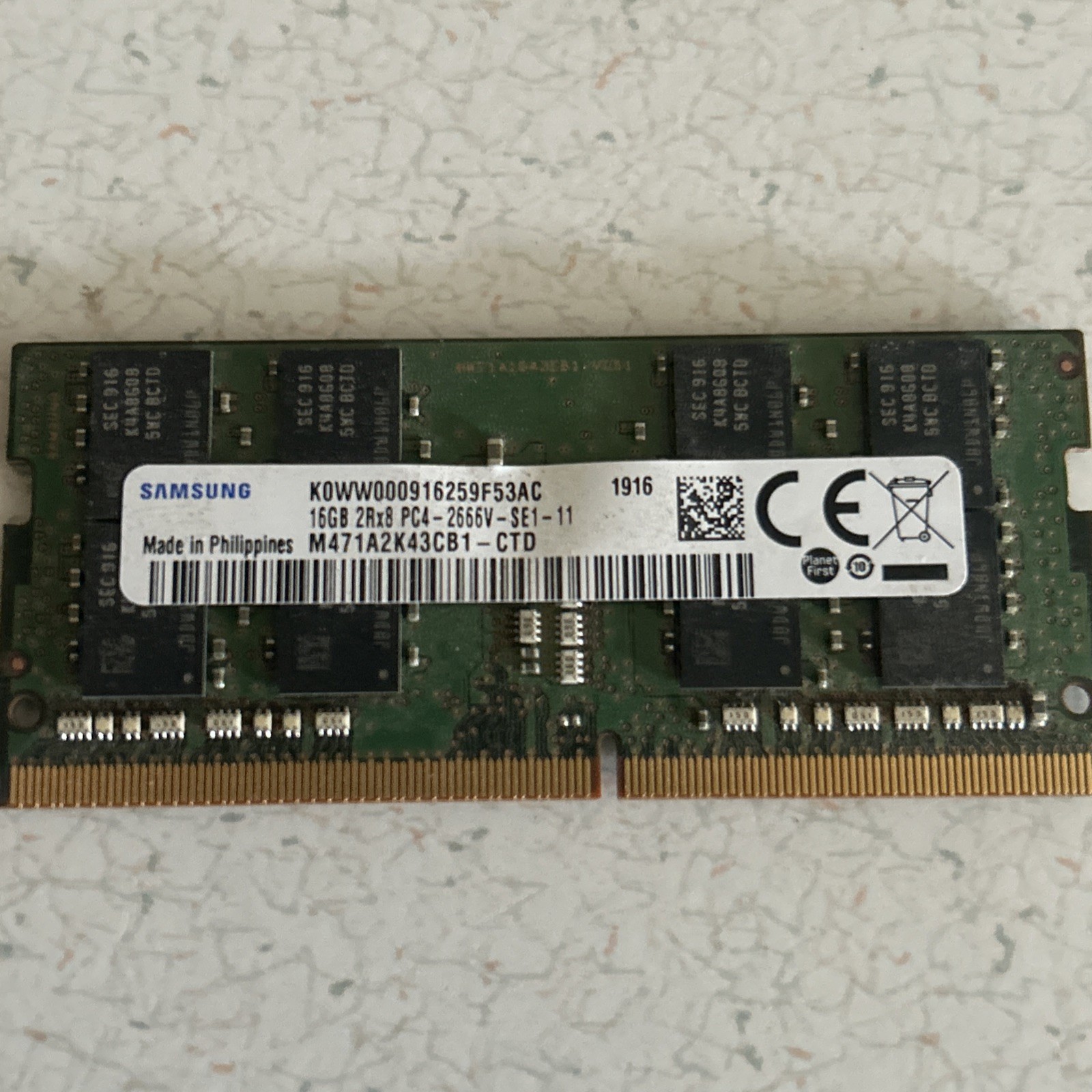 Samsung 16GB DDR4-2666 SODIMM RAM PC4-21300 2Rx8 M471A2K43CB1-CTD