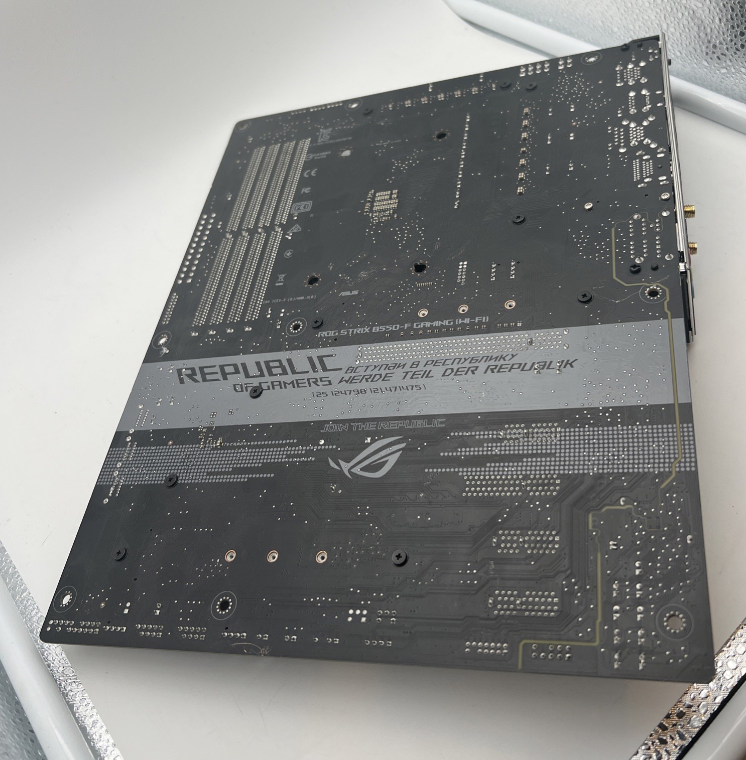 ASUS ROG Strix B550-F Gaming MOTHERBOARD NO SSD