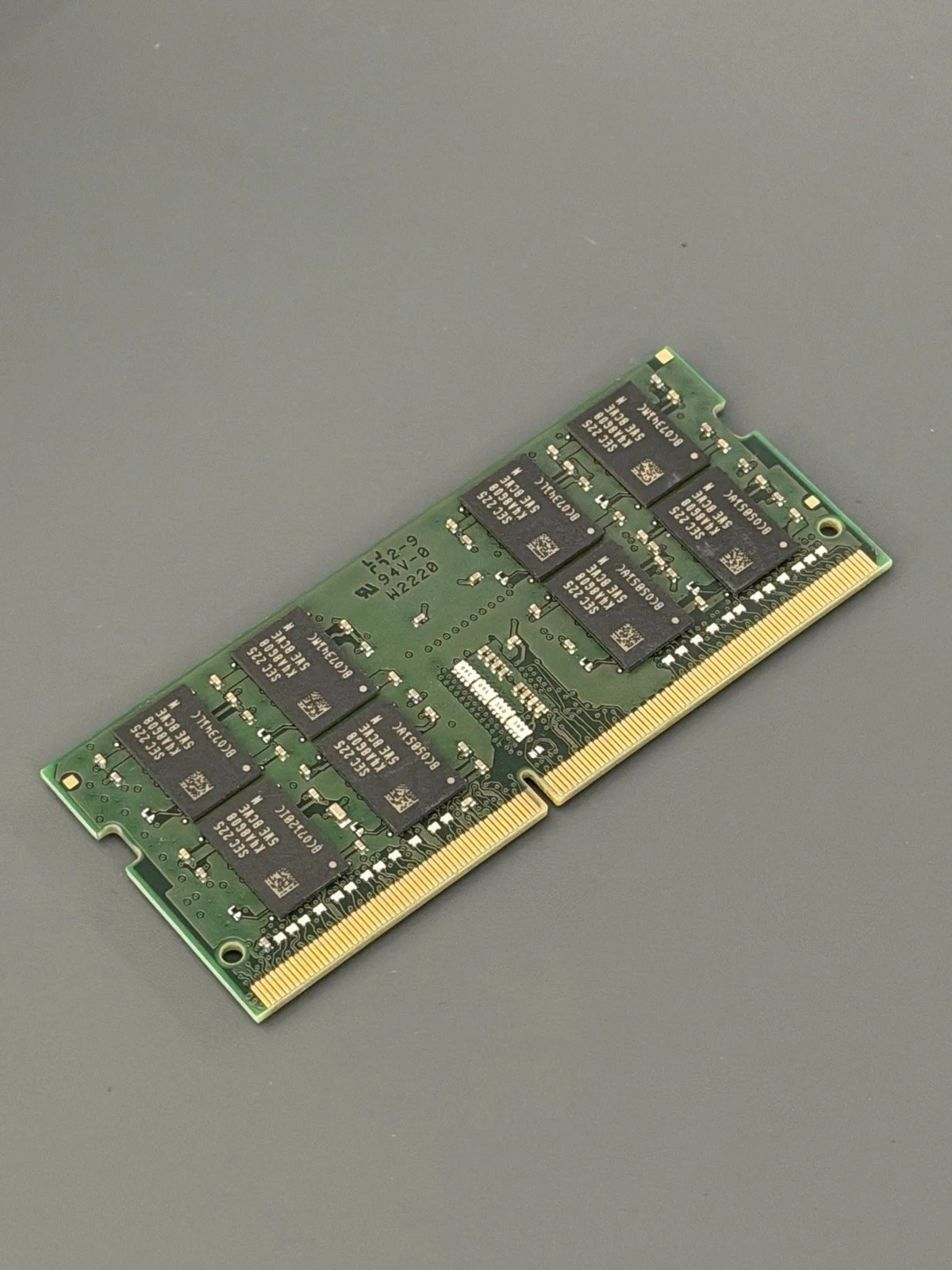 Kingston 16GB DDR4 3200MHz PC4-25600 2Rx8 SODIMM Laptop Memory RAM KVR32S22D8/16