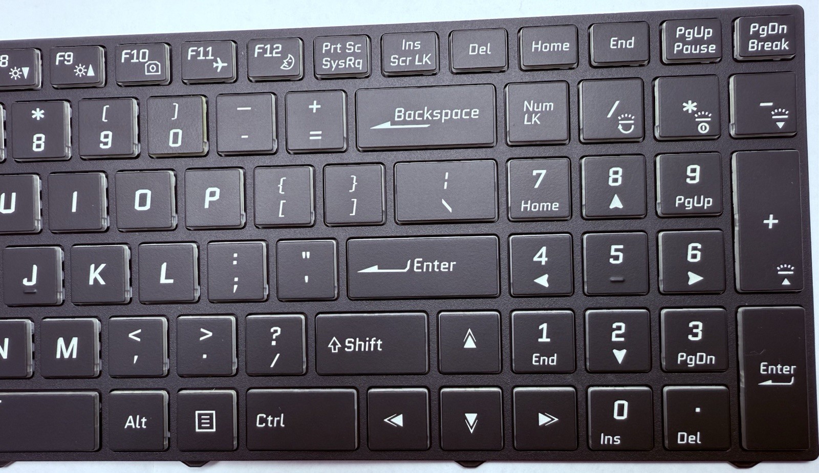 New Clevo Sager NP7850 Keyboard Backlit NP7851 NP7870 NP6873 6-80-P9550-010-1 US