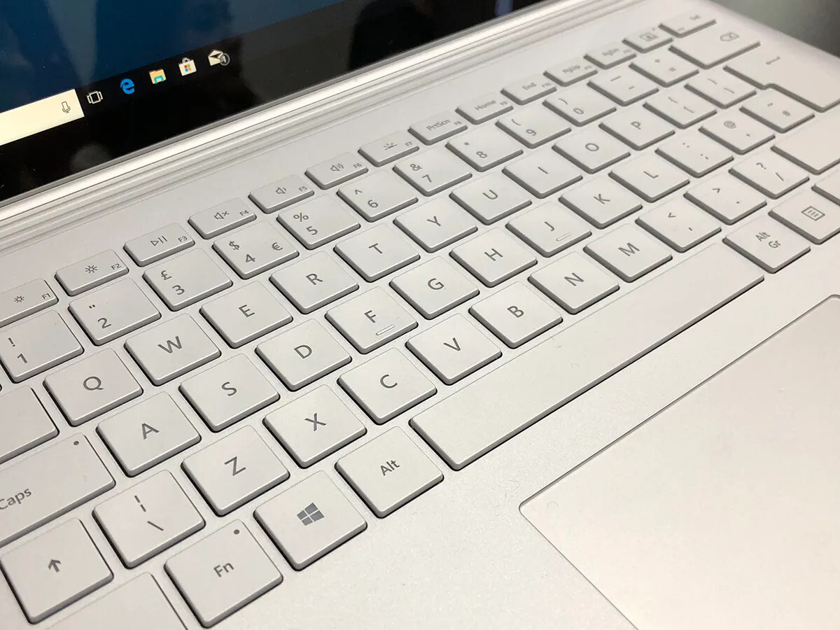 Keycap Replacement Kit – Microsoft Surface Book 3, 2 – UK Layout Keys Ship Free!