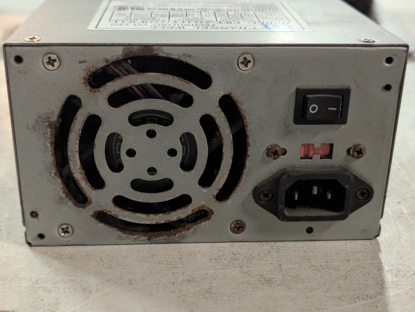 Dell HP-U451EF3 Channel Well CWT-235ATX 235W ATX PSU 20-Pin AUX Retro PC