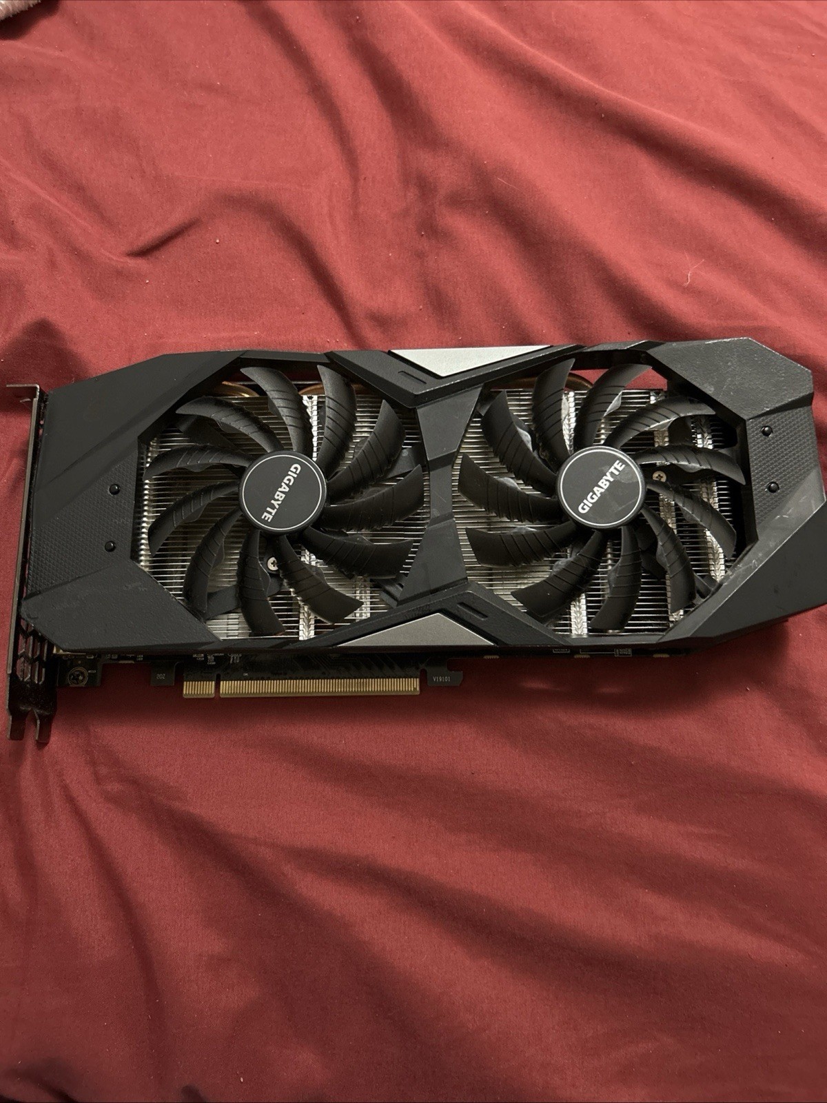 GIGABYTE NVIDIA GeForce RTX Dual Fan 8-Pin PCIe x16 HDMI/DP GPU