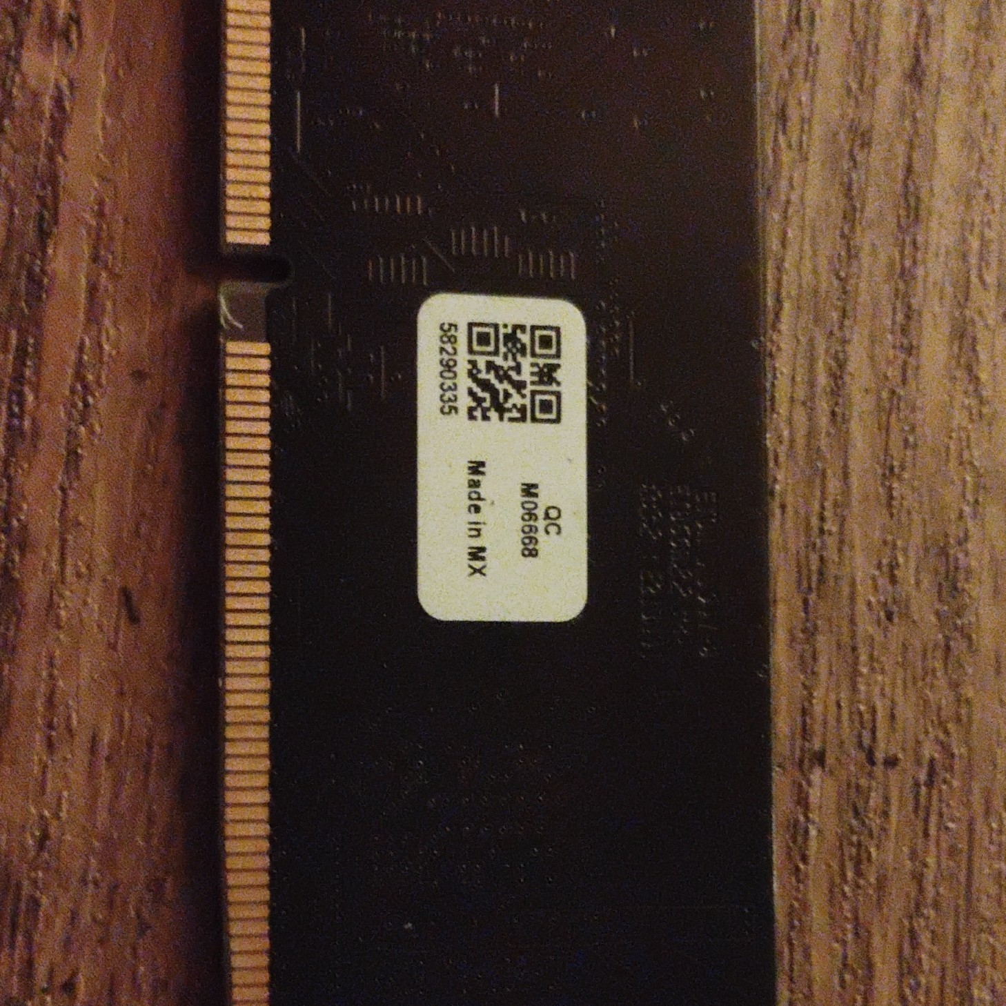 Mushkin Essentials 8GB DDR4 SDRAM PC4-2400 288-Pin UDIMM Unbuffered MES4U240HF8G