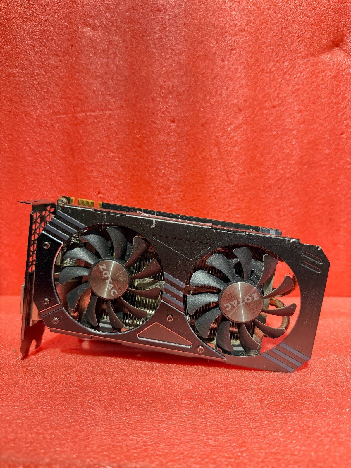 Zotac / NVIDIA GeForce GTX 960 – 2GB GDDR5 – Video Card (ZT-90301-10M)