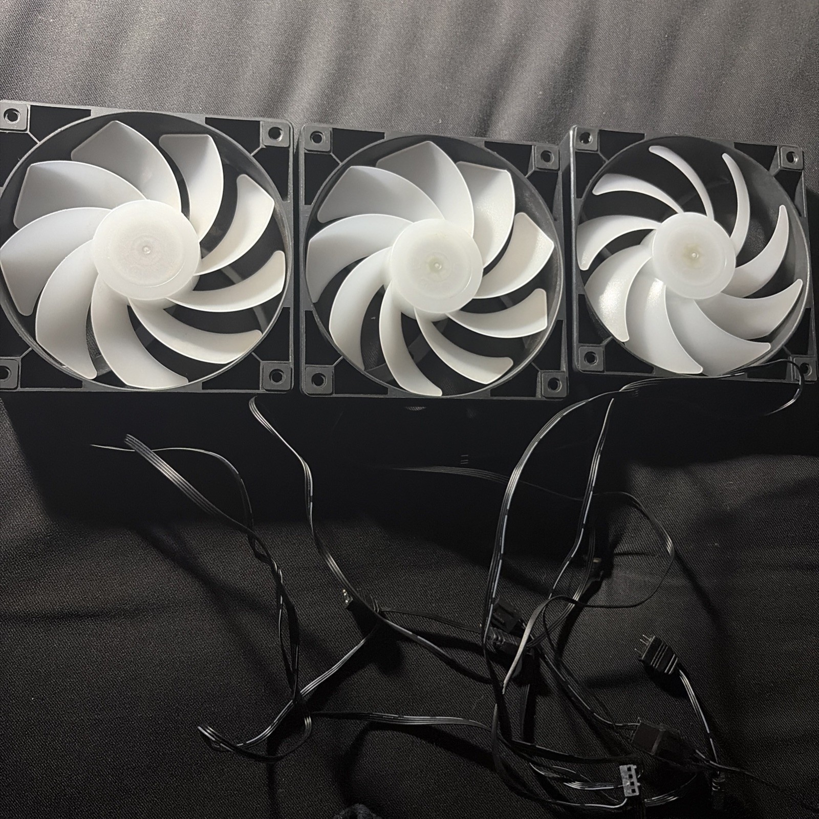 MONTECH GF120R V2 ARGB 120mm Case Fan ( 2 reverse blade, 1 regular)