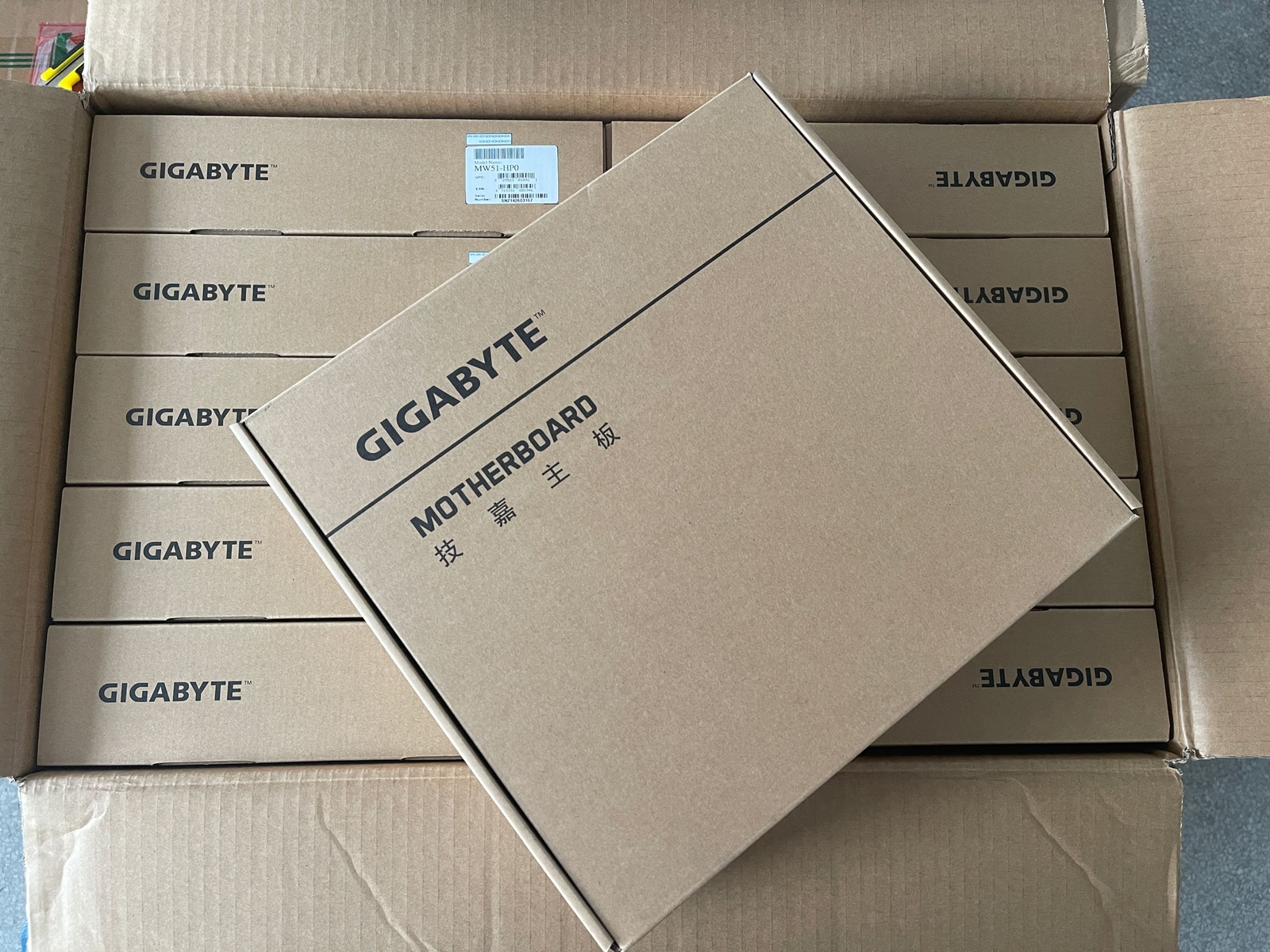 GIGABYTE MW51-HP0 Motherboard Intel Xeon W-2145 3.70GHz 8-Core 64GB 2666MHZ