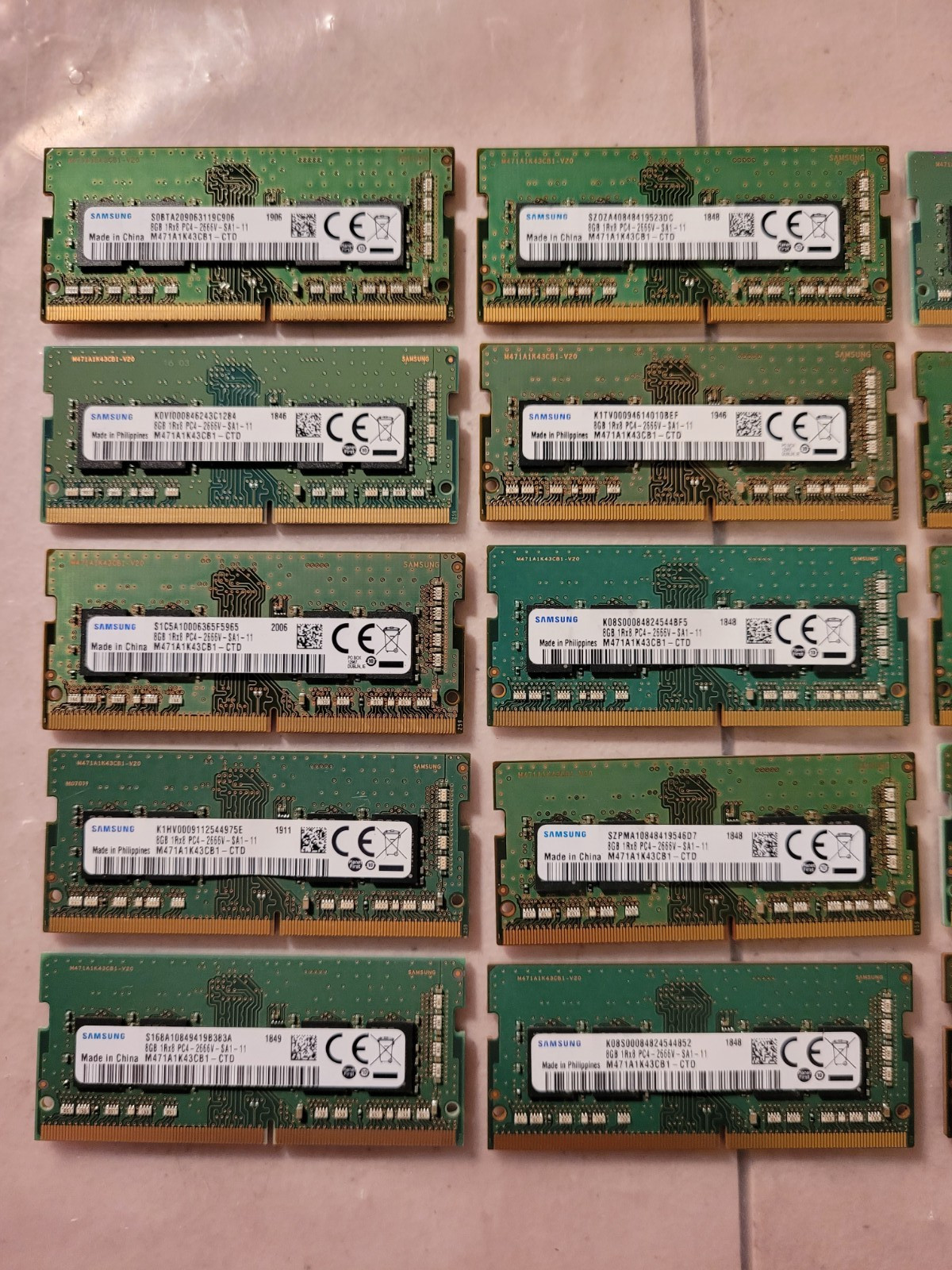 Samsung 8GB PC4-2666 PC4-21300 2666MHz 1.2V CL19 1Rx8 Laptop RAM Memory