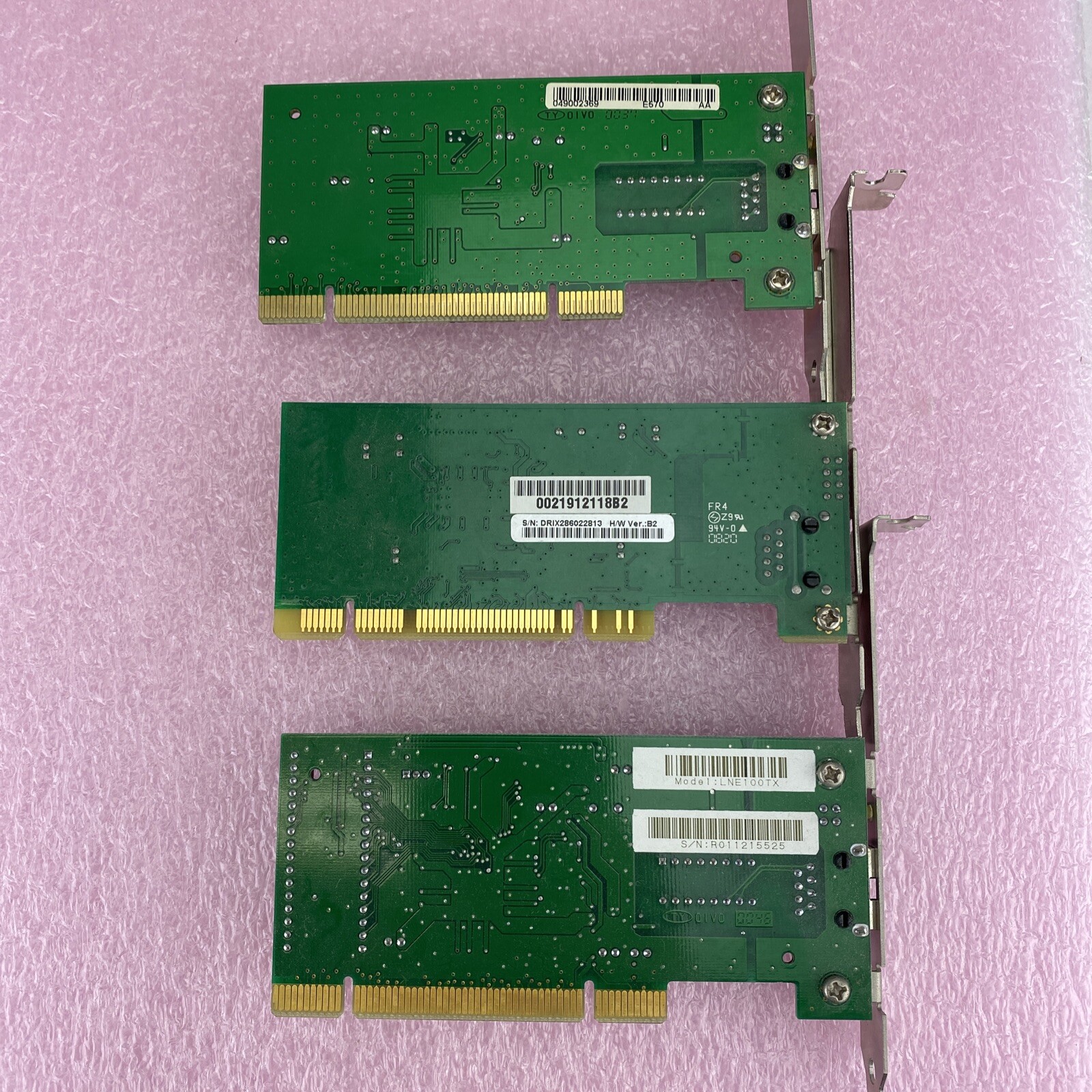 Lot of 3 various Ethernet 100Mbs LAN PCI cards DGE-530T LNE100TX PCB-E570-AA5