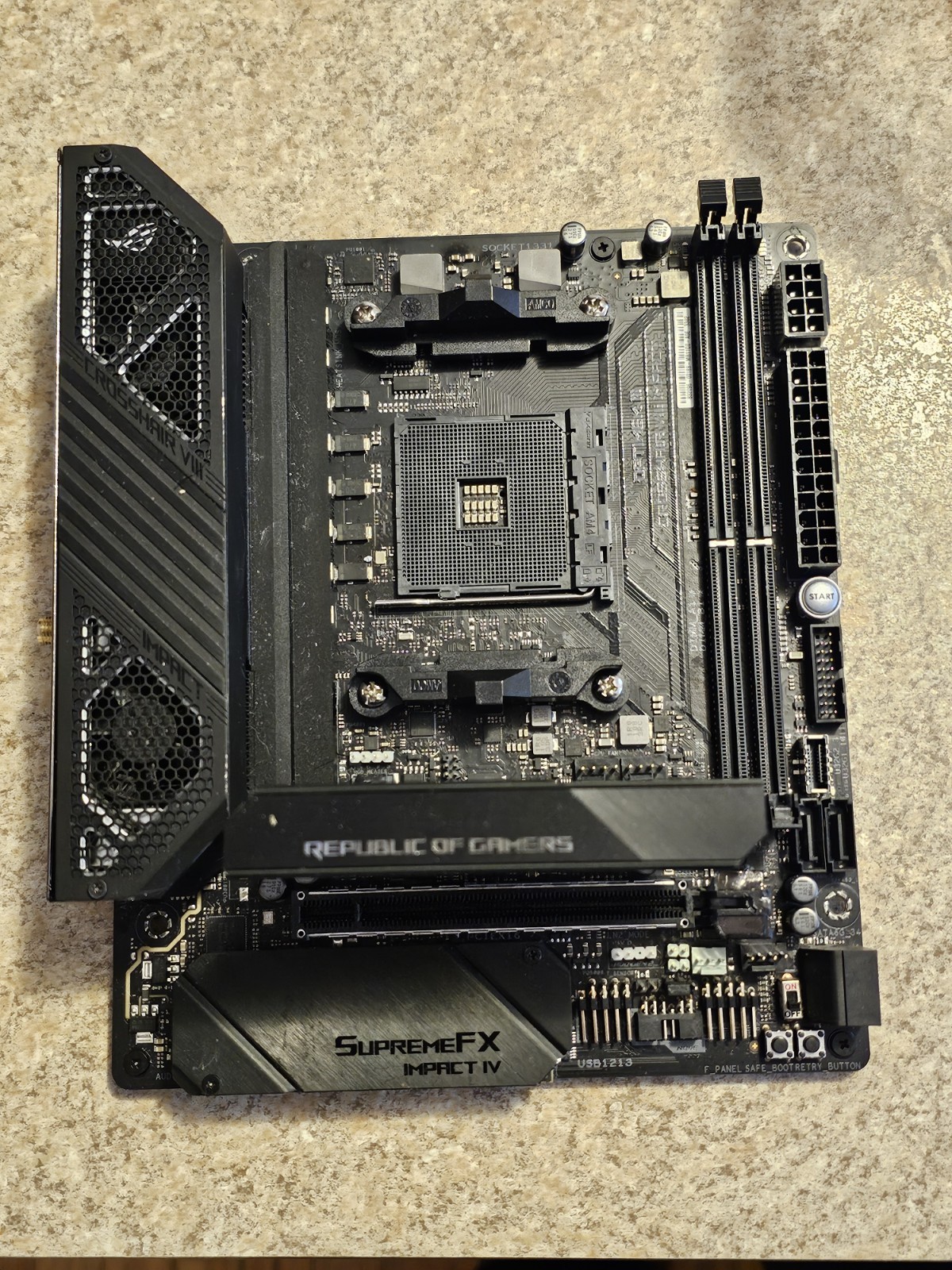 ASUS ROG Crosshair VIII Impact AM4 Motherboard With Bitspower Monoblock