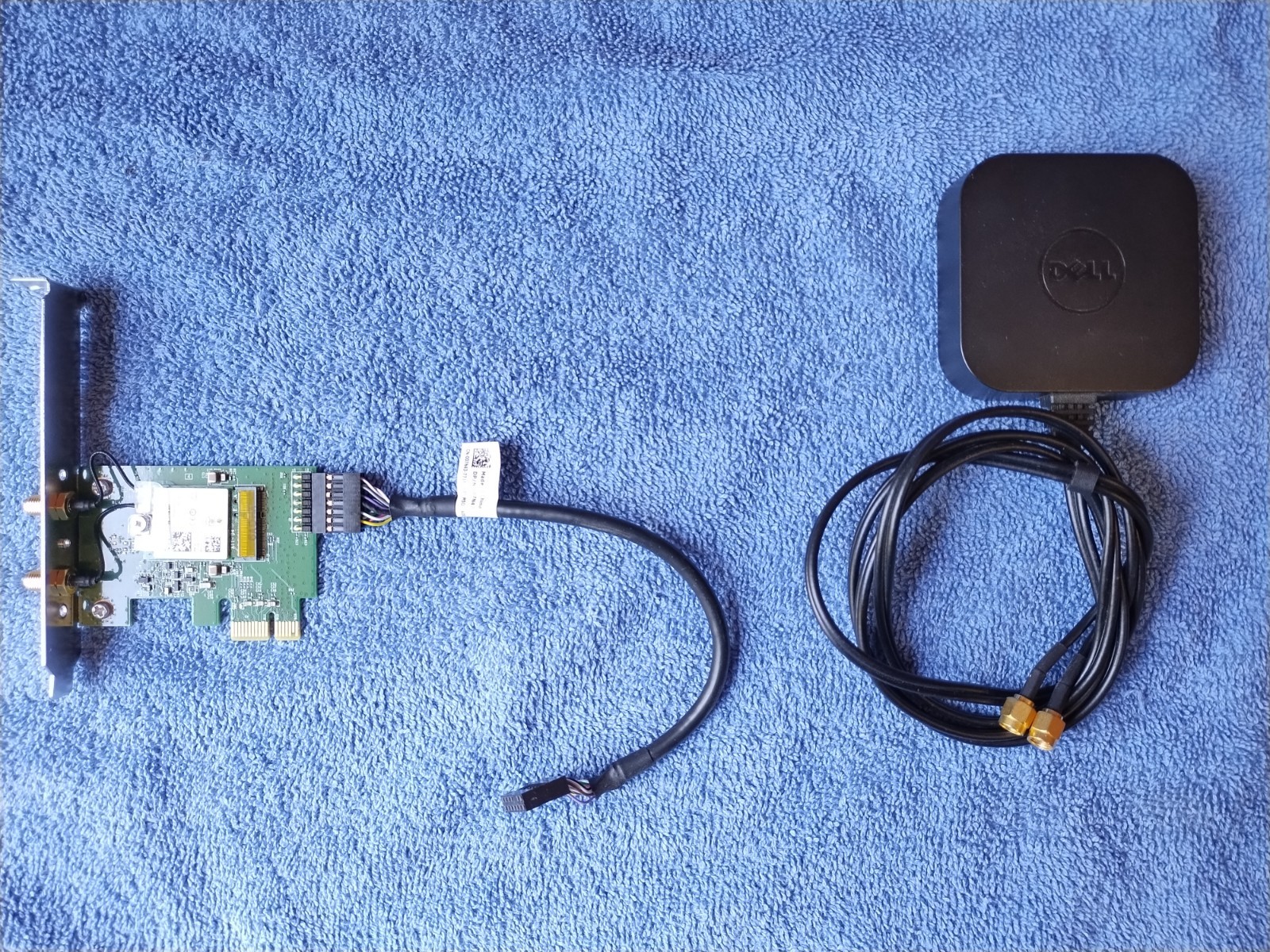PCI-E Wireless Network Adapter with Motherboard Connector and Antenna