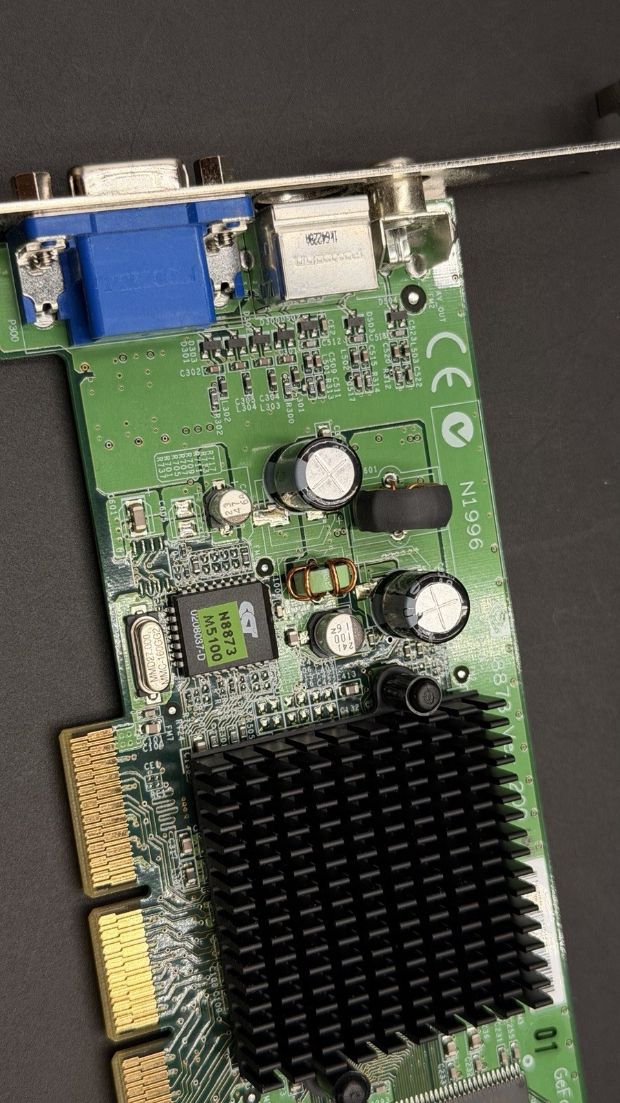 NVIDIA GeForce4 MX420 64MB AGP VGA Graphics Card Model 8873 Untested