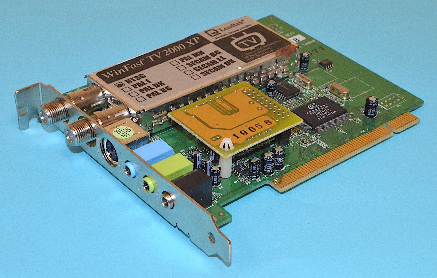 LeadTek Winfast TV2000 TV/Video Capture PCI Card, NTSC *Used* W1200424