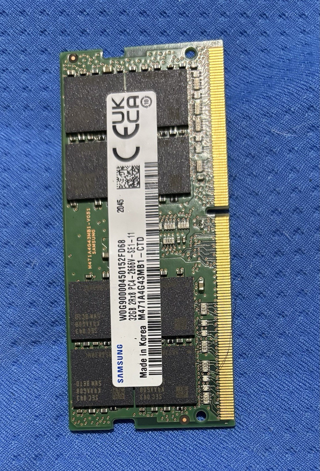 Samsung 32GB DDR4 SO-DIMM PC4-2666V 260-Pin Non-ECC RAM M471A4G43MB1-CTD