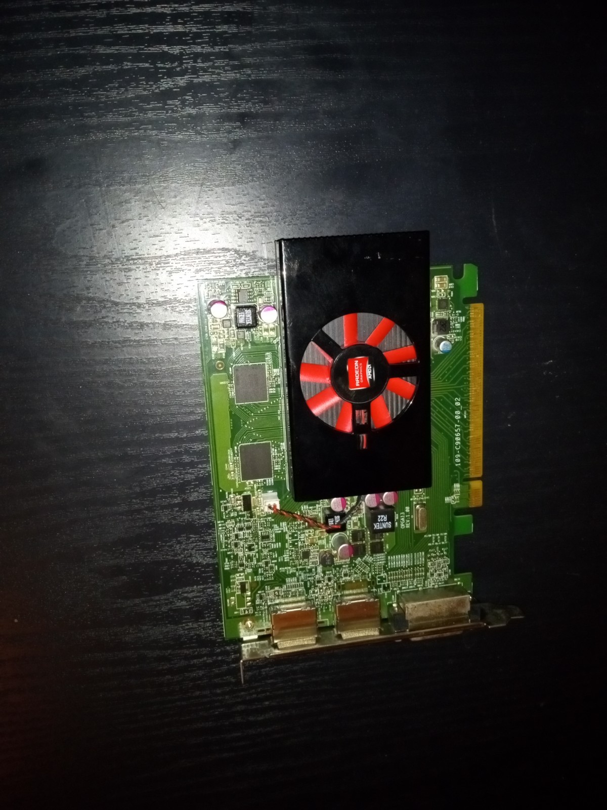Dell AMD Radeon R7 450 2GB GDDR5 Graphics Card (FN46D)