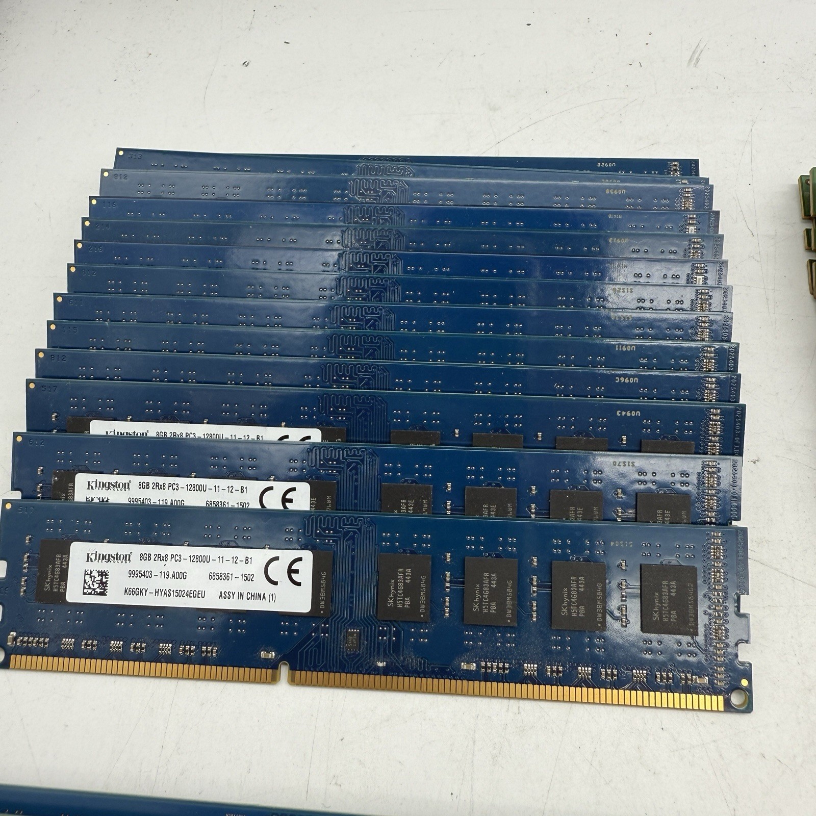 LOT OF 72 – 8GB DDR3 PC3/PC3L DIMM Desktop Memory RAM – Mixed Brands & Speed -J7