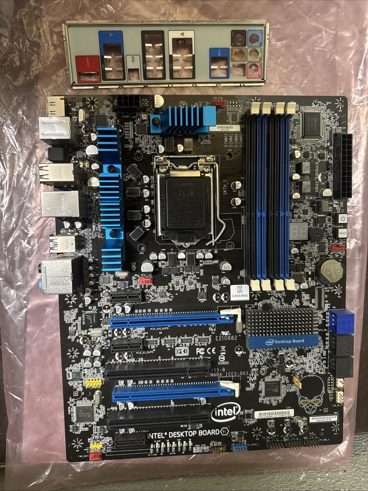 Intel Extreme DP67BG P67 chipset Socket LGA 1155 AA G10491 USB 3.0 ATX w/ I/O