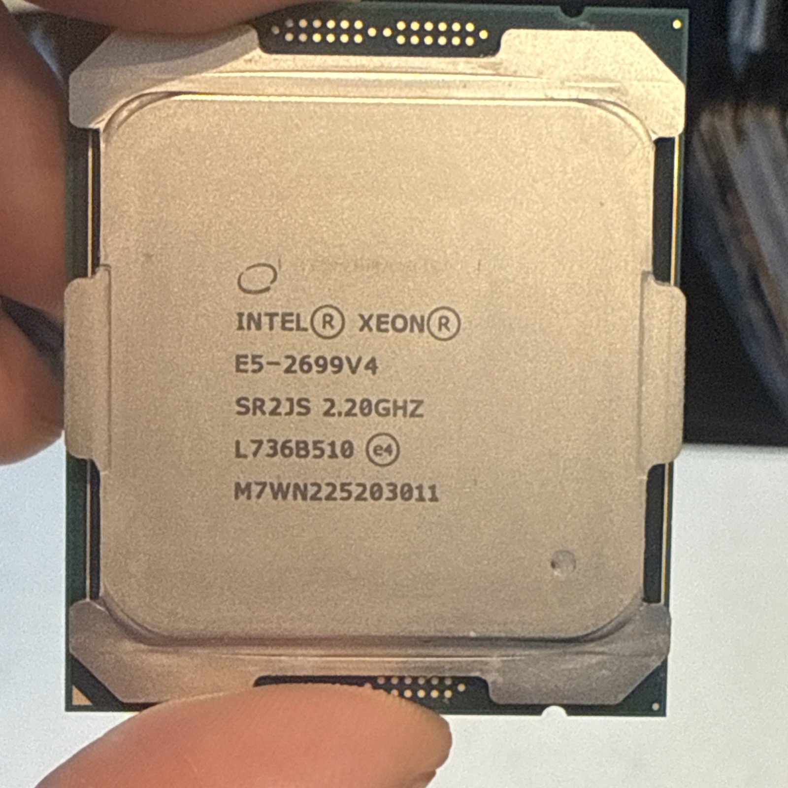 1x Intel Xeon E5-2699 V4 2.2GHz 55MB 22 Core 9.6GT/s 145W CPU SR2JS