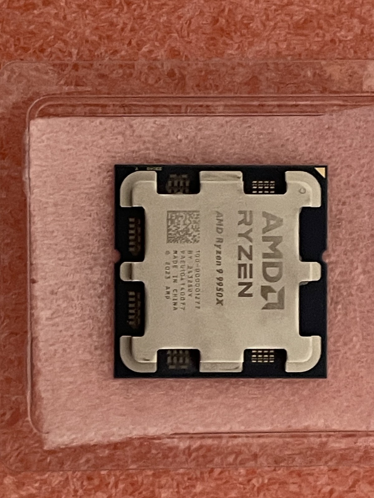 AMD Ryzen 9 9950X 16 Core 32 Thread 4.3 GHz 5.7 GHz Max Boost Socket AM5