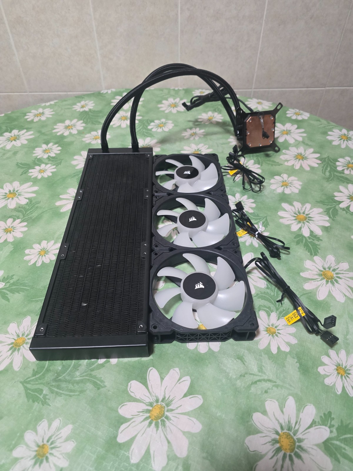 Corsair iCUE H150i Elite Capellix Liquid CPU Cooler – Perfect Condition