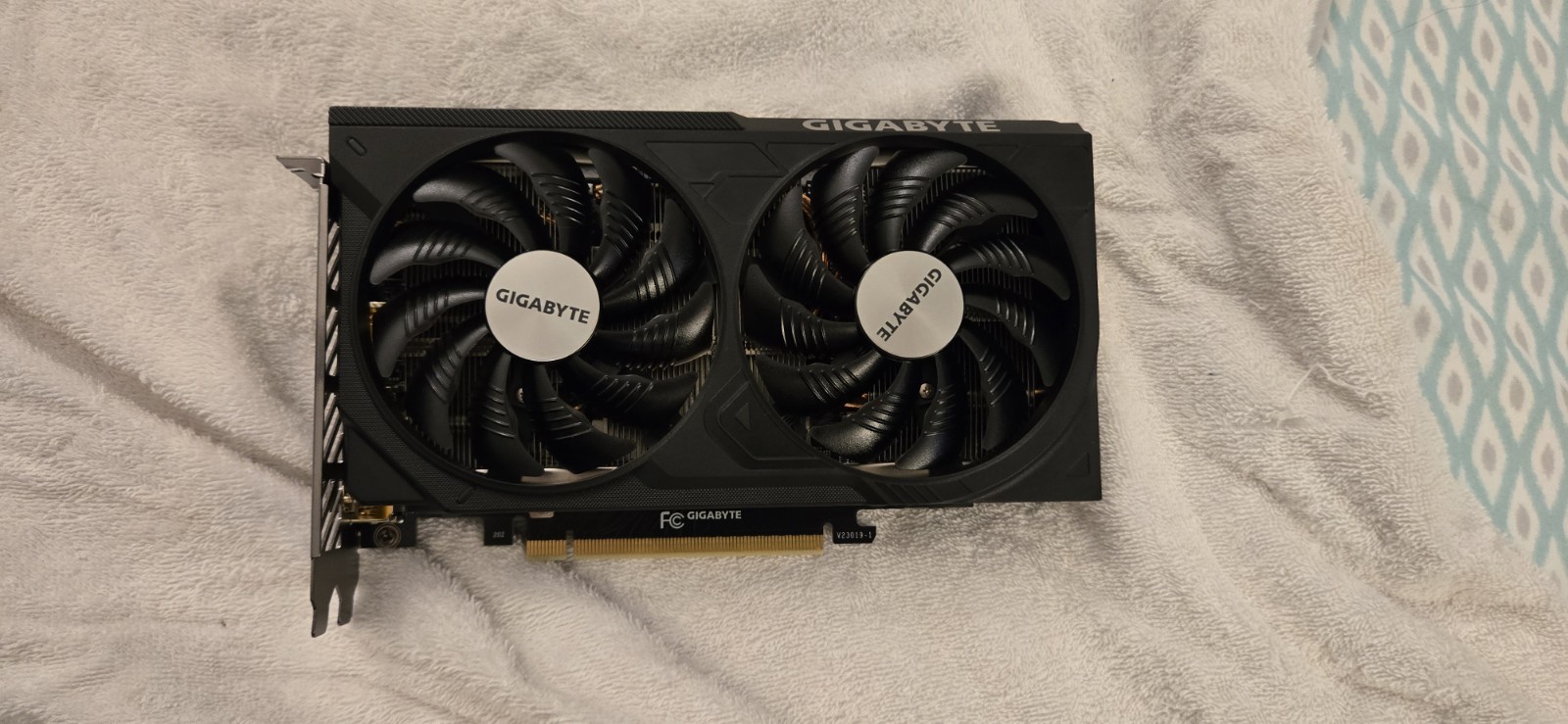 GIGABYTE GeForce RTX 4060 8GB GDDR6 Graphics Card
