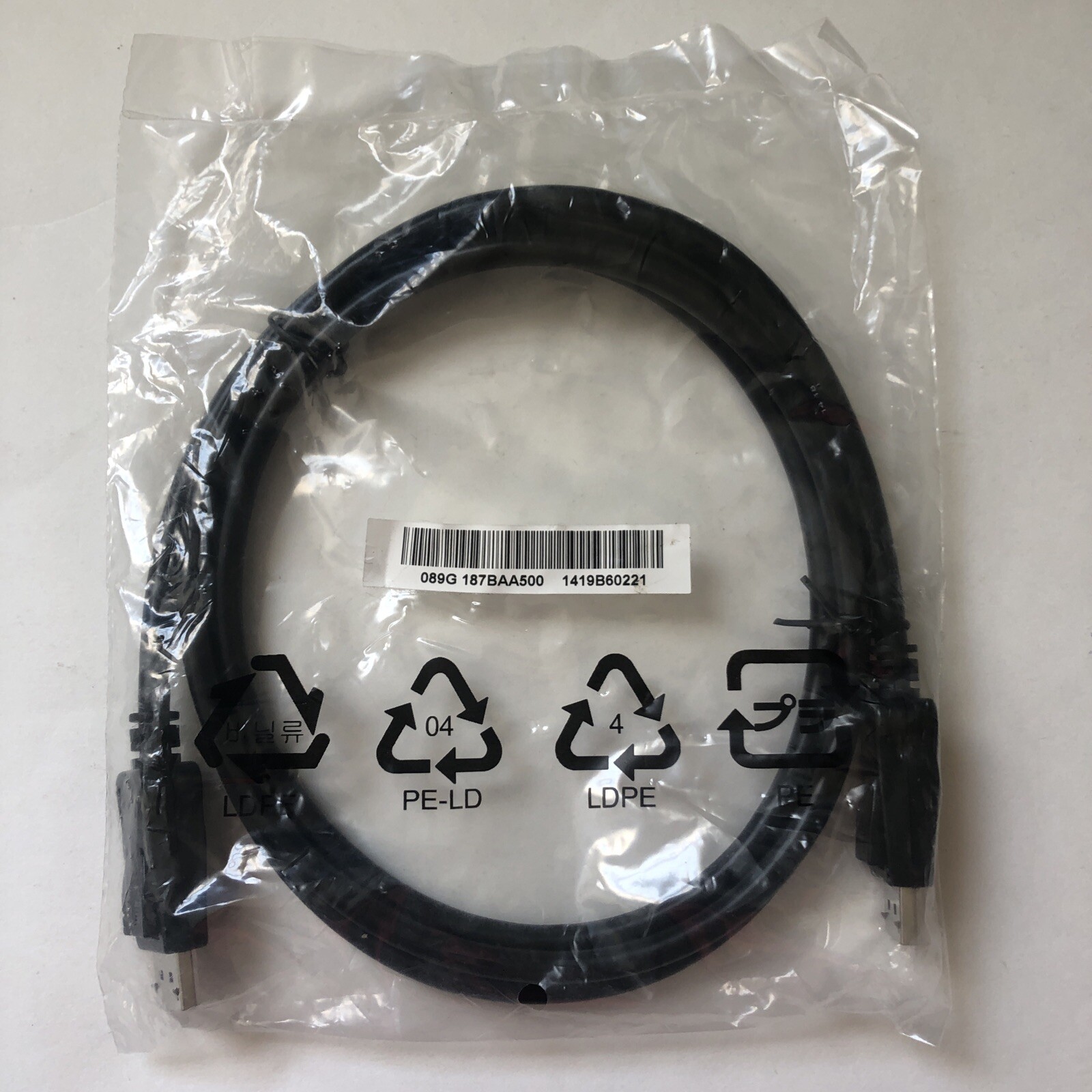 BizLink 6FT Audio/Video Cable Display Port Male/Male-089G-187BAA500-computer-Blk