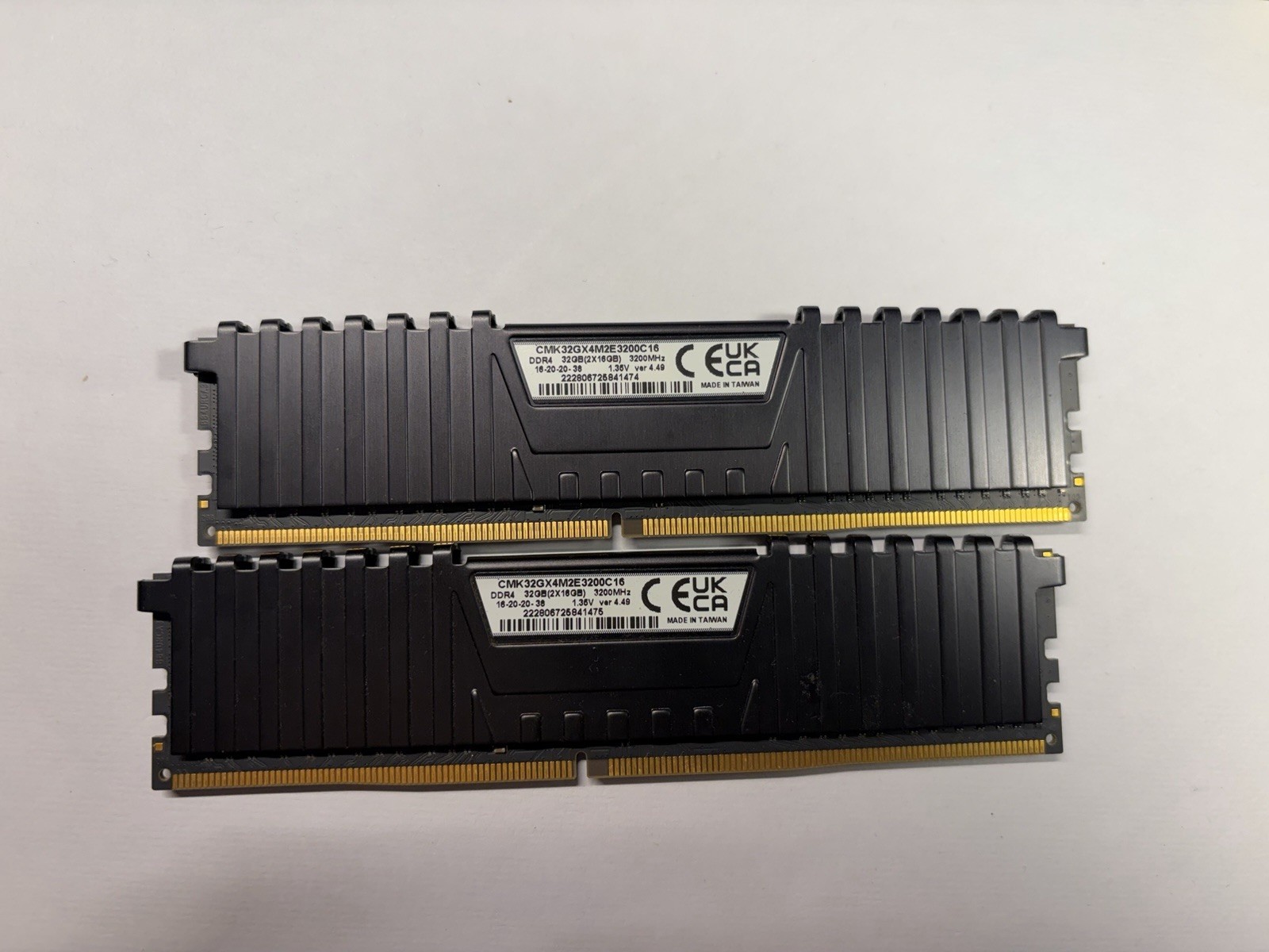 Corsair Vengeance LPX 64GB (2x32GB) DDR4-3200 DIMM Non-ECC CMK32GX4M2E3200C16