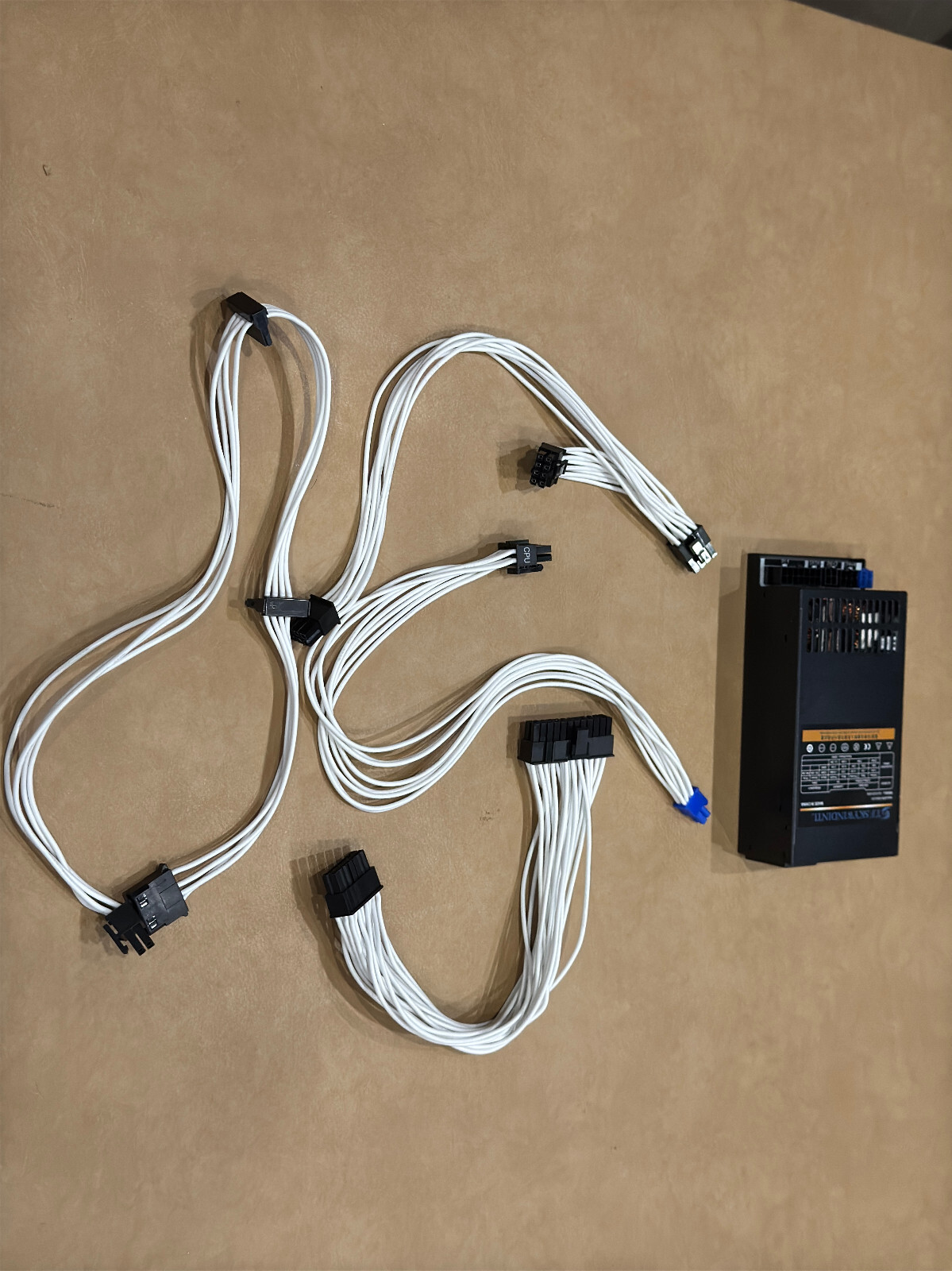 T.F.SKYWINDINTL 600W PC Power Supply Flex ATX PSU Modular — For Parts/nonworking