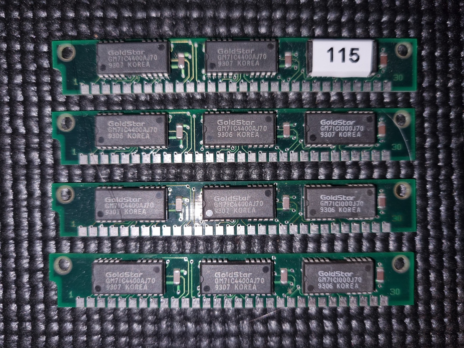 4 × GoldStar 1MB FPM parity DRAM (70ns) 30-pin SIMM RAM – Vintage PC Hardware