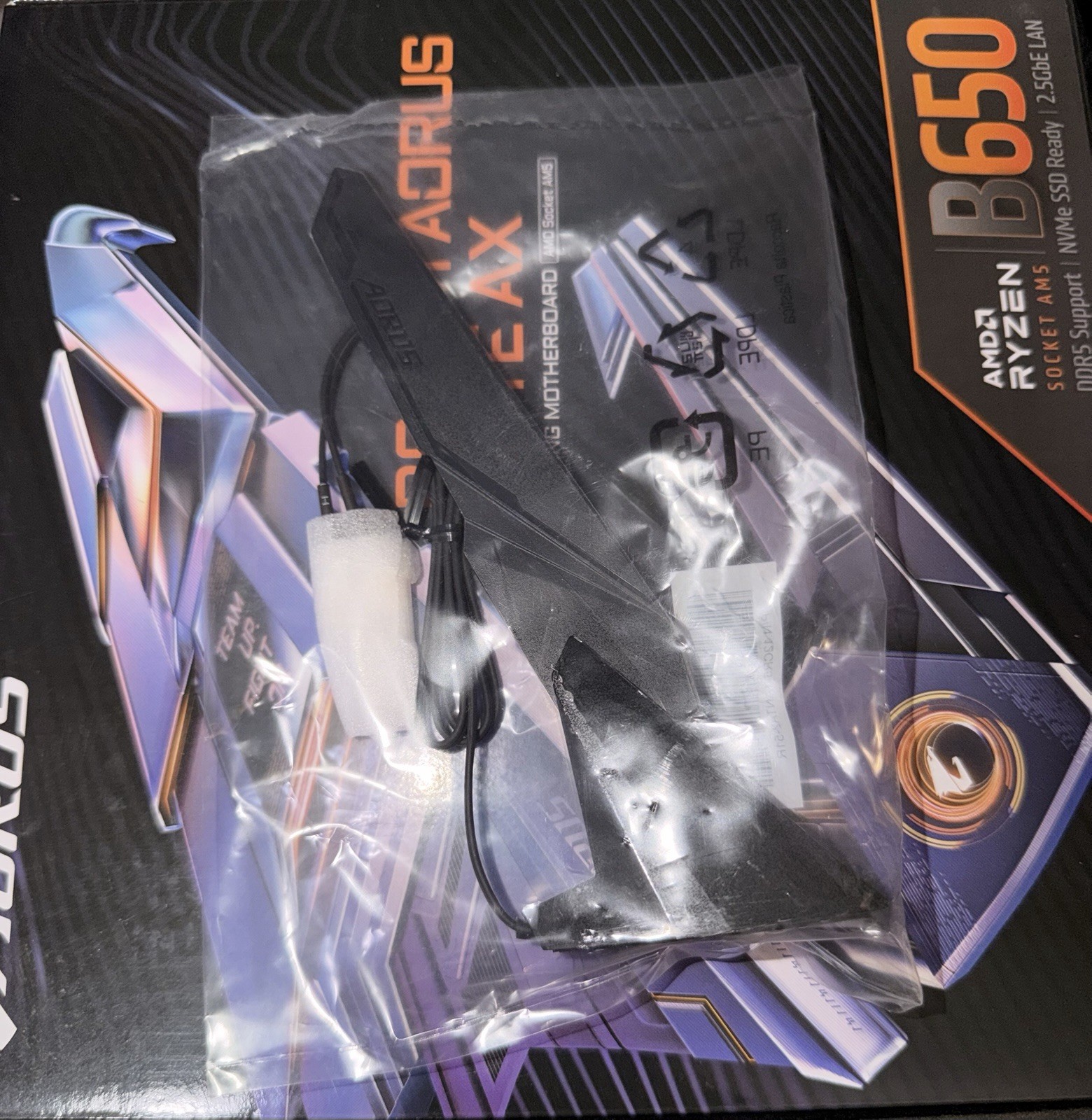 GIGABYTE B650M AORUS ELITE AX AM5 MicroATX AMD Motherboard