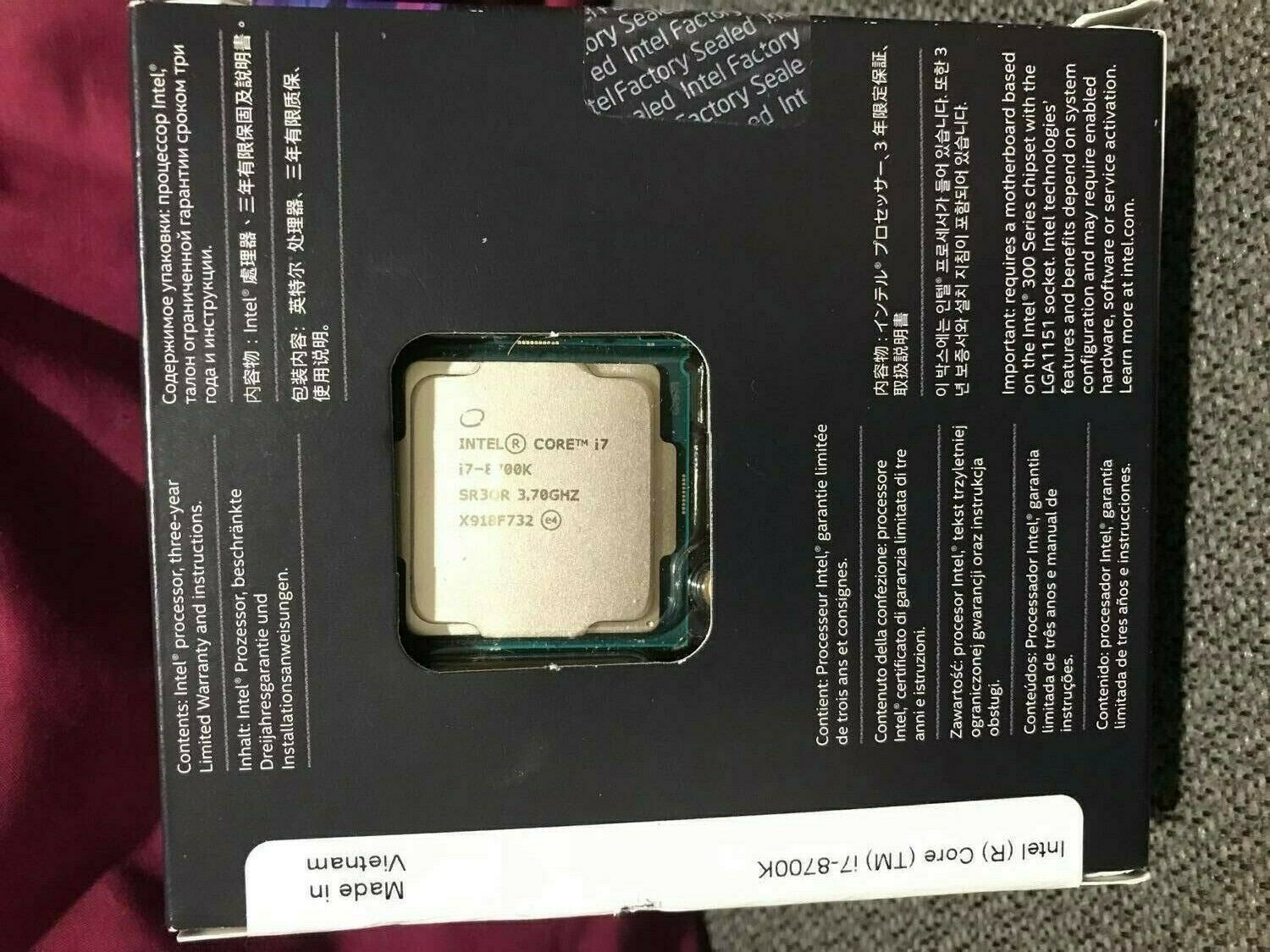 Intel Core i7-8700K Desktop Processor 6 Cores up to 4.7GHz Turbo Unlocked LGA115