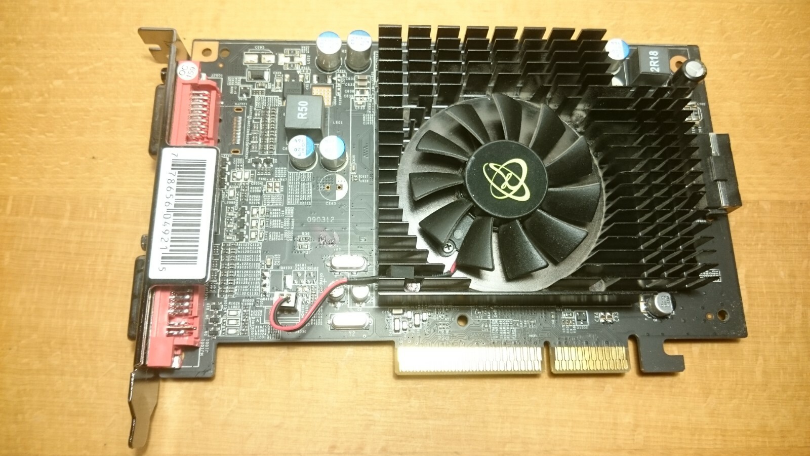 ATI Radeon HD 4650 AGP Grafikkarte (PCI-e, 1024MB GDDR2 Speicher) ZPF2 V4.0
