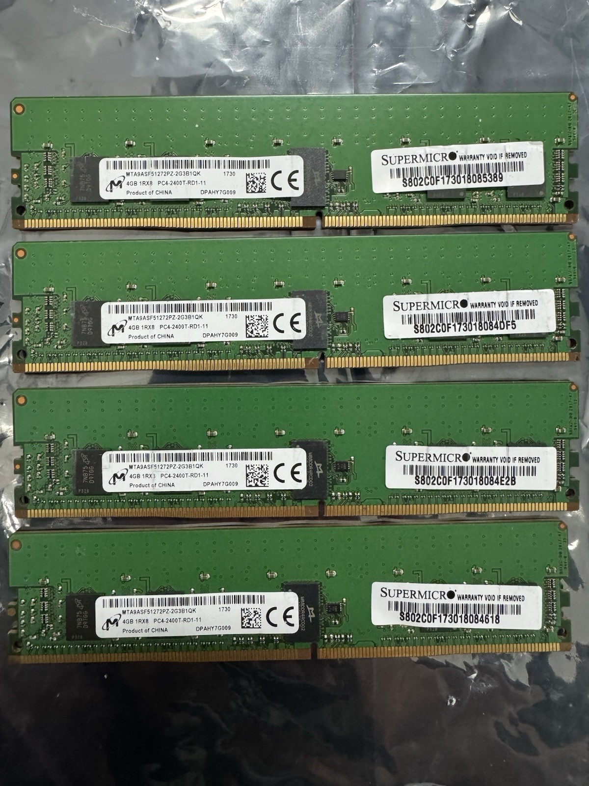 (32GB) LOT OF X8 Micron 4GB 1RX8 PC4-2400T 2400MHz PC4-19200 ECC Server RAM