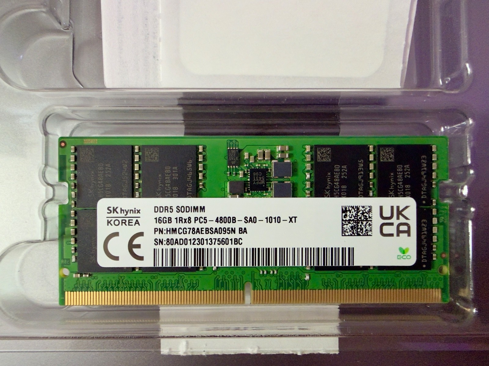 SK Hynix 16 GB HMCG78MEBSA092N DDR5 SO-DIMM PC5-4800 1Rx8 Laptop Memory
