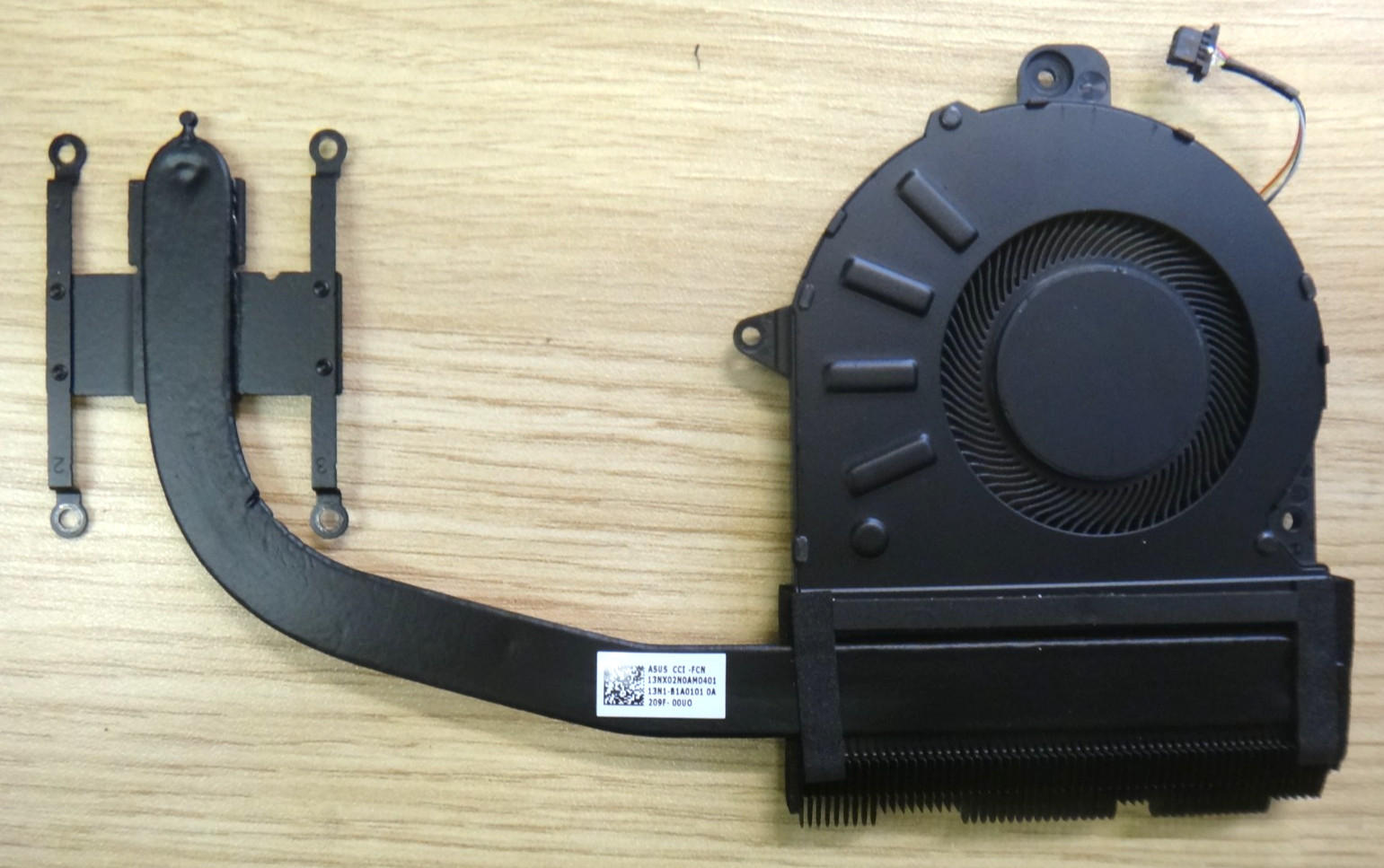 OEM Asus Expertbook P2451F Heatsink/CPU Cooling Fan 13NX02N0AM0401 13N1-B1A0101