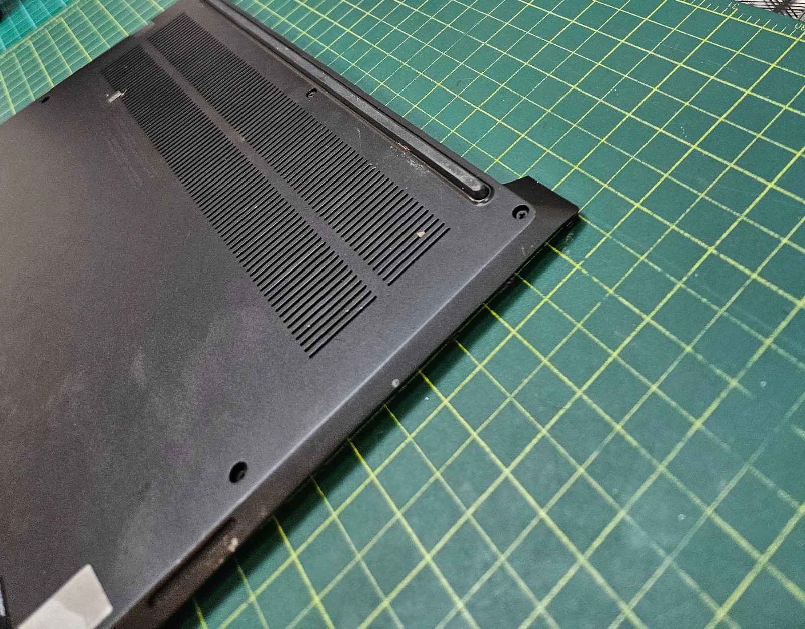 Lenovo ThinkPad E14 Gen 5 Lower Bottom Case Base Cover AM2ZF000200 #b693