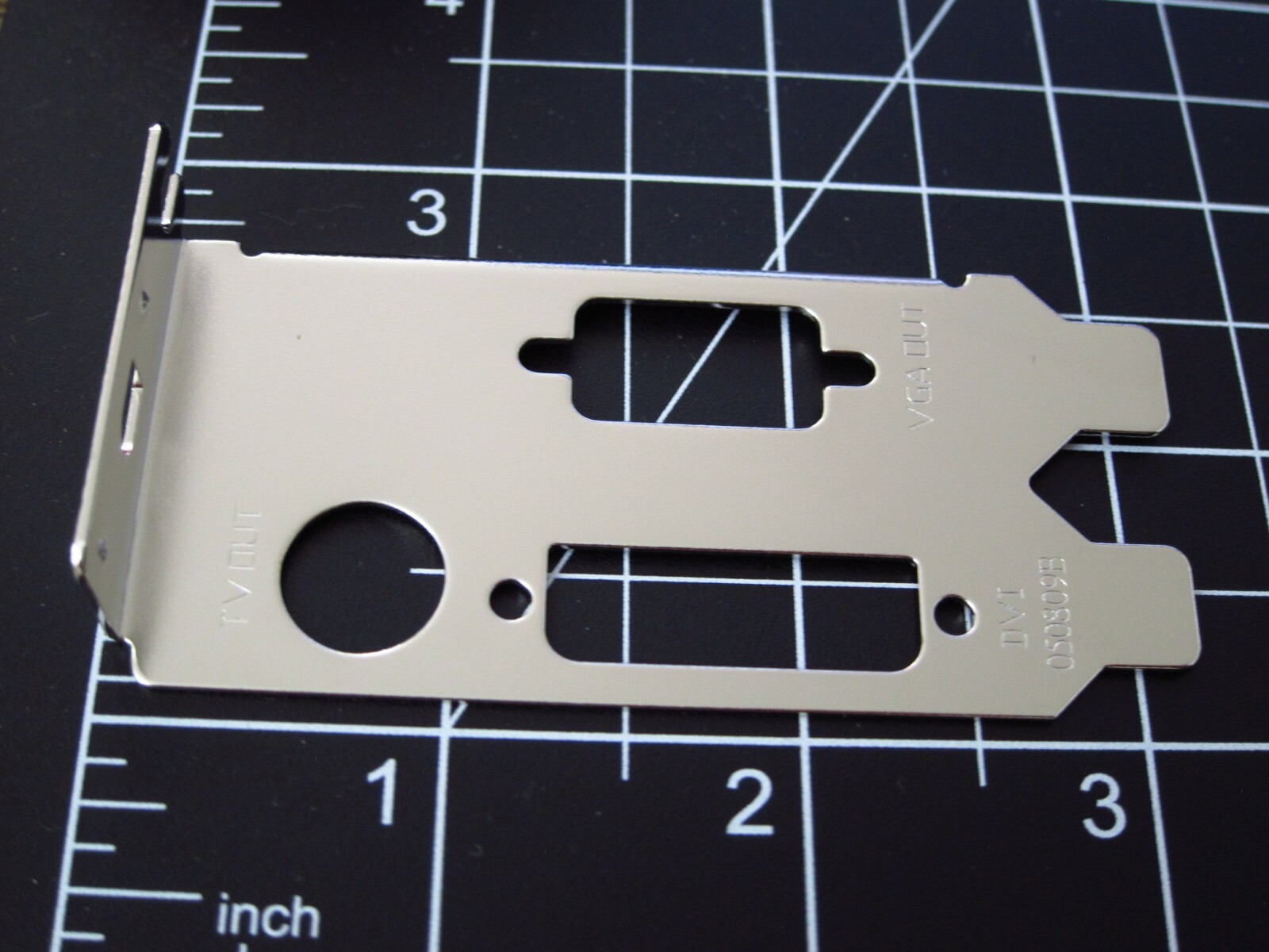 Low Profile Half Height Bracket Dual Slot VGA DSUB DVI SVideo