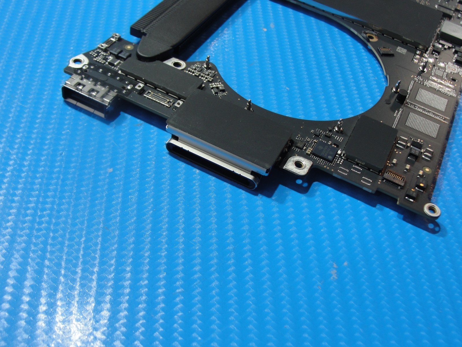 MacBook Pro A2779 2023 14″ M2 Pro 3.49GHz 16GB 10CPU 16GPU Logic Board AS IS