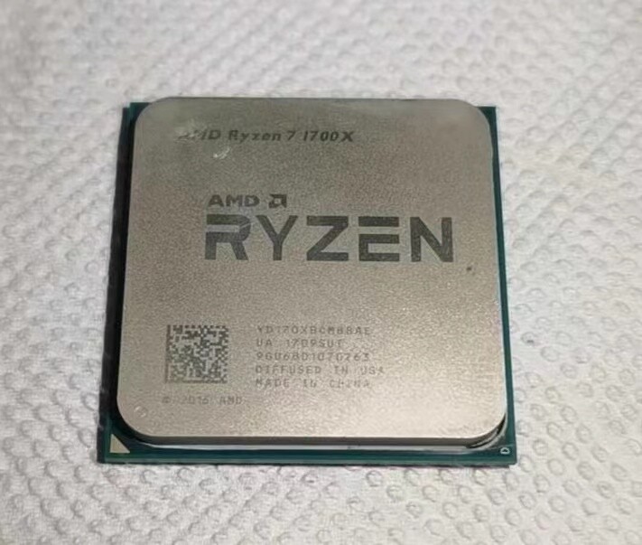 AMD Ryzen 7 1700X R7-1700X CPU Processor-3.4 GHz 8-core Socket AM4 Desktop
