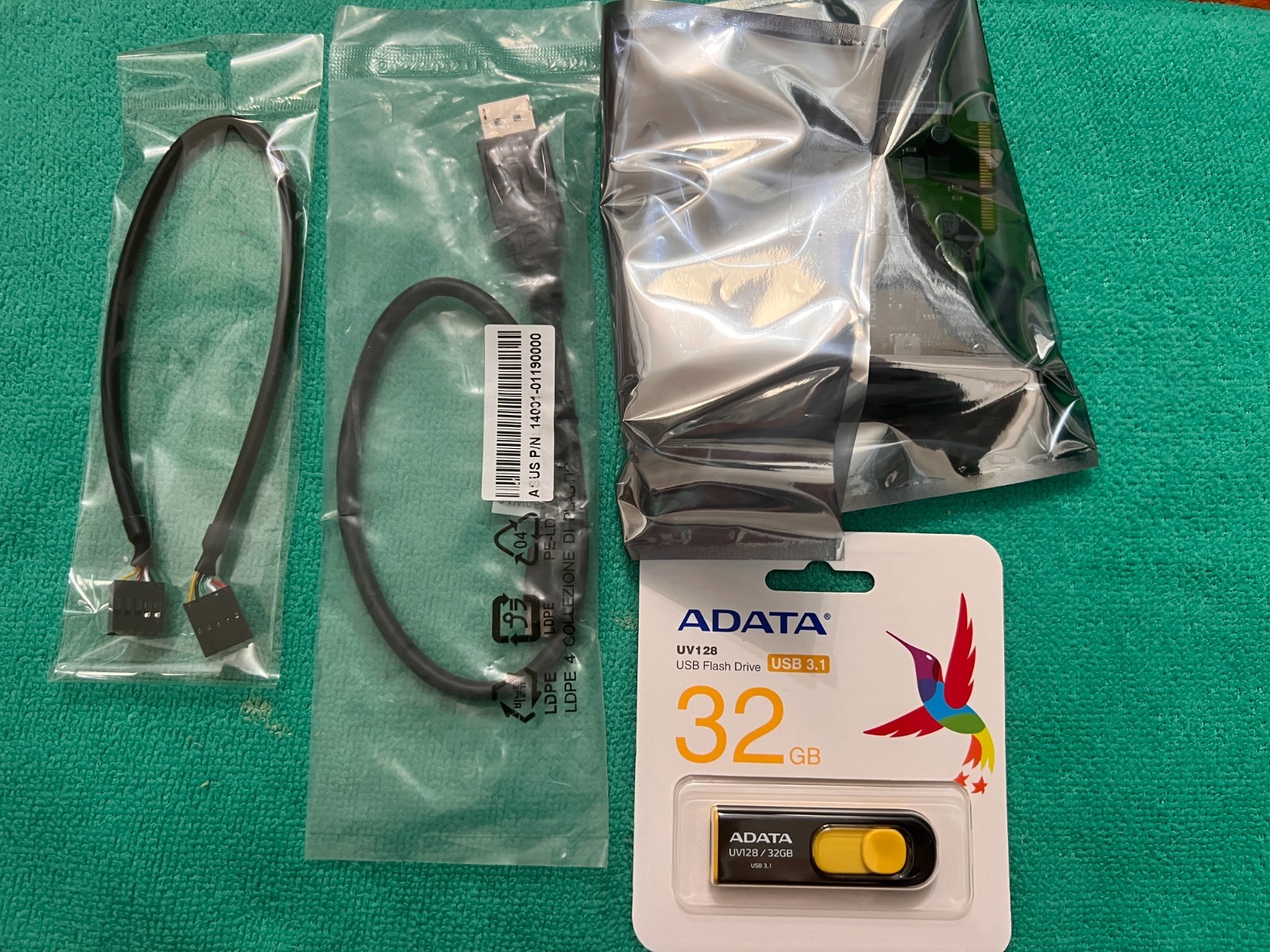 Asus ThunderboltEX 3 USB 3.1 add on Card , Orignial ONE