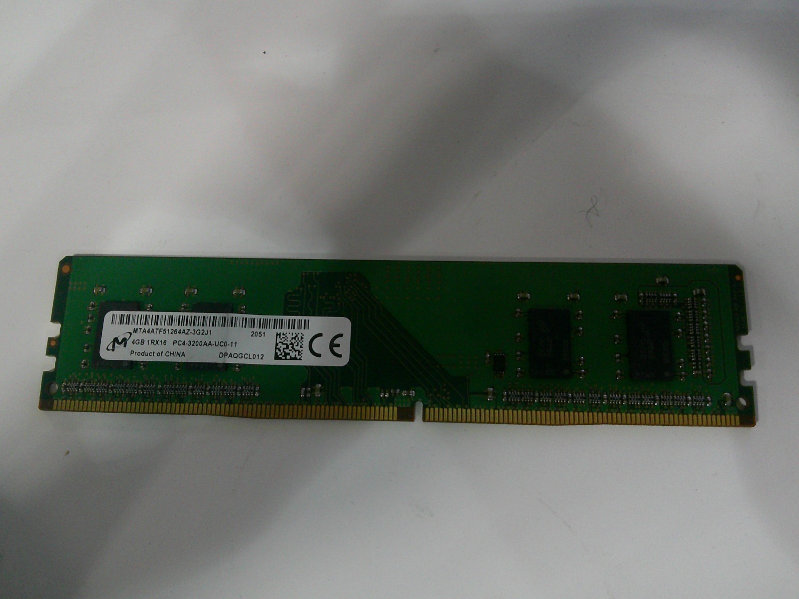 Micron 8GB DDR4 Desktop Memory module (Model: MTA8ATF1G64AZ-3G2J1).